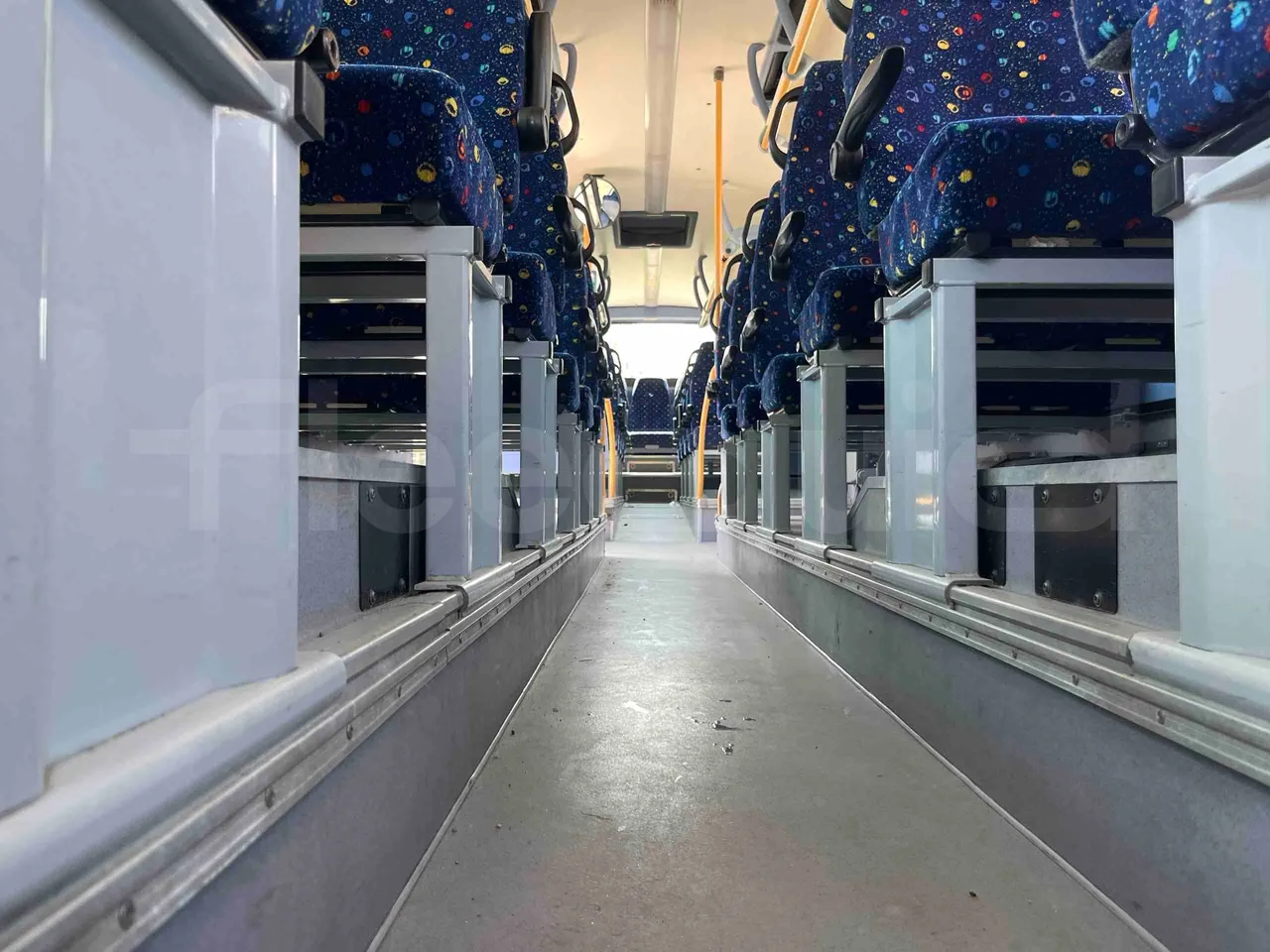 Iveco Crossway - seat brackets photo
