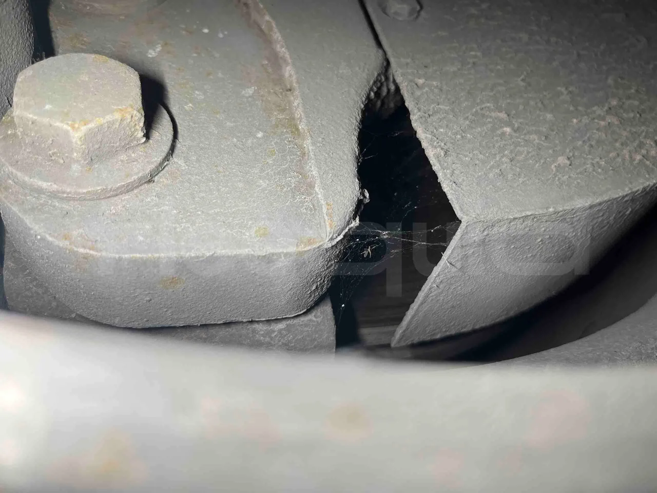 Iveco Crossway - axle 2 discs left
