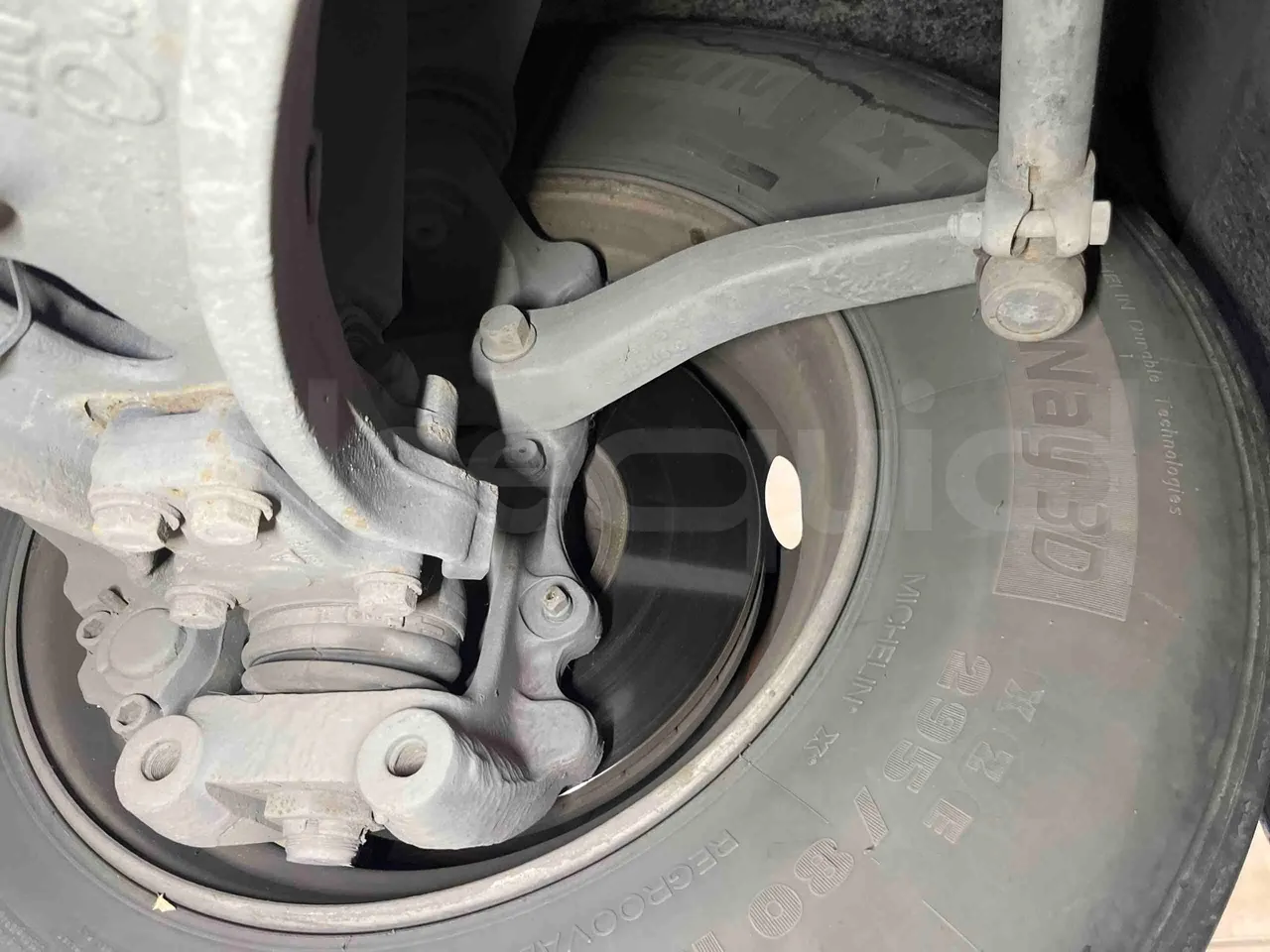 Iveco Crossway - front discs right