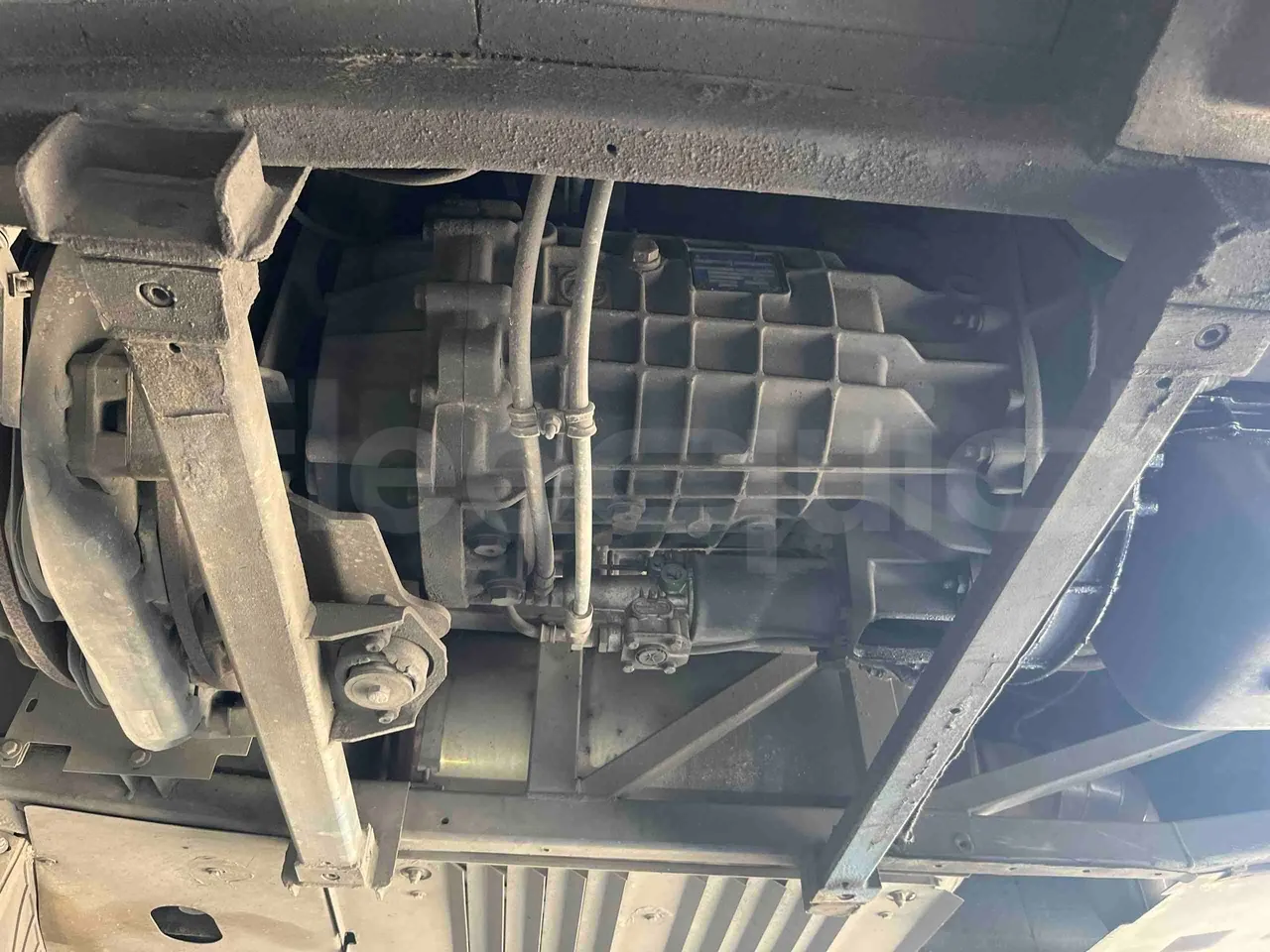 Iveco Crossway - gearbox photo