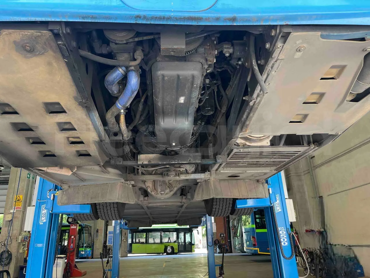 Iveco Crossway - Rear Undercarriage
