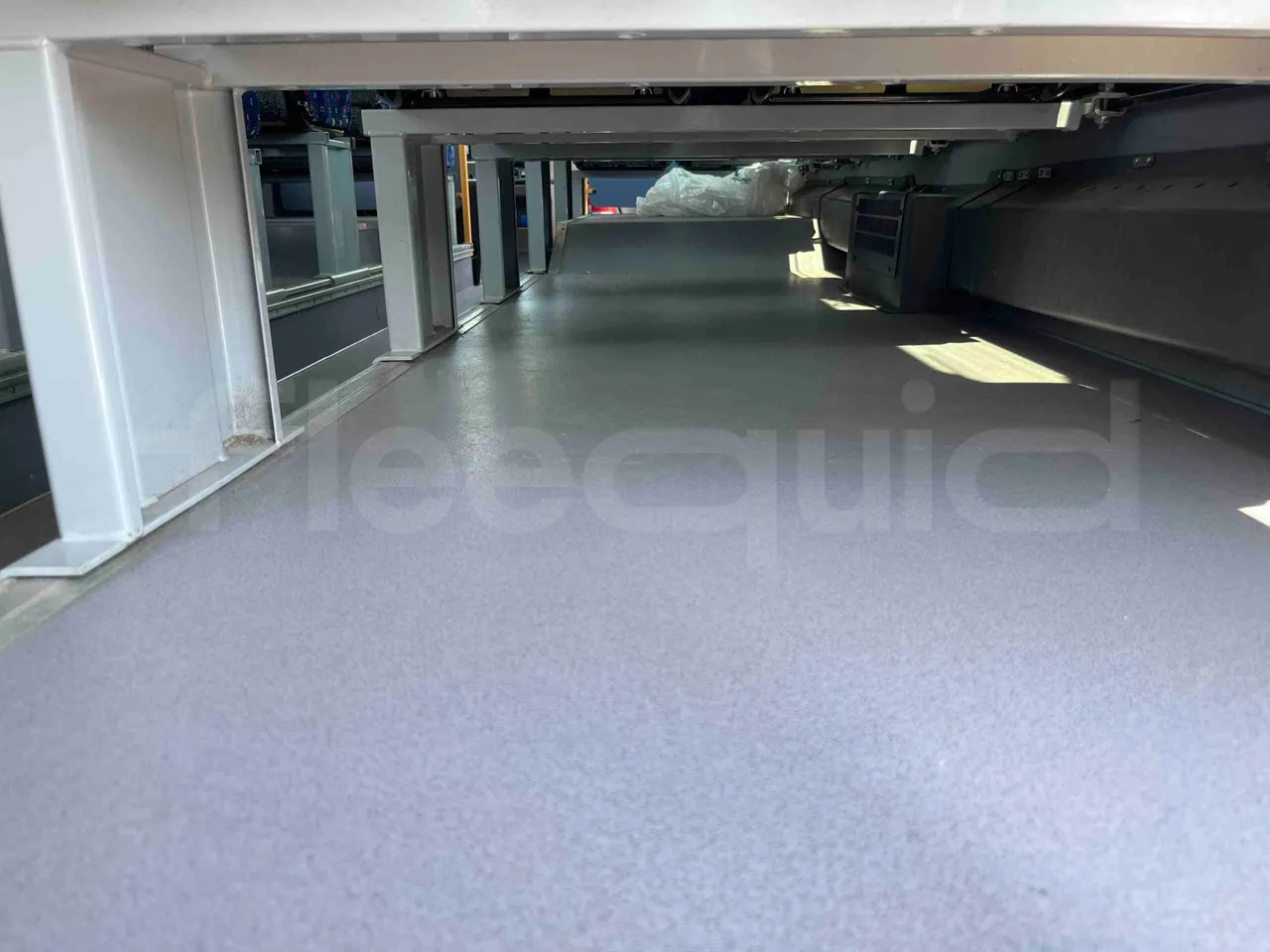 Iveco Crossway - table detail photo