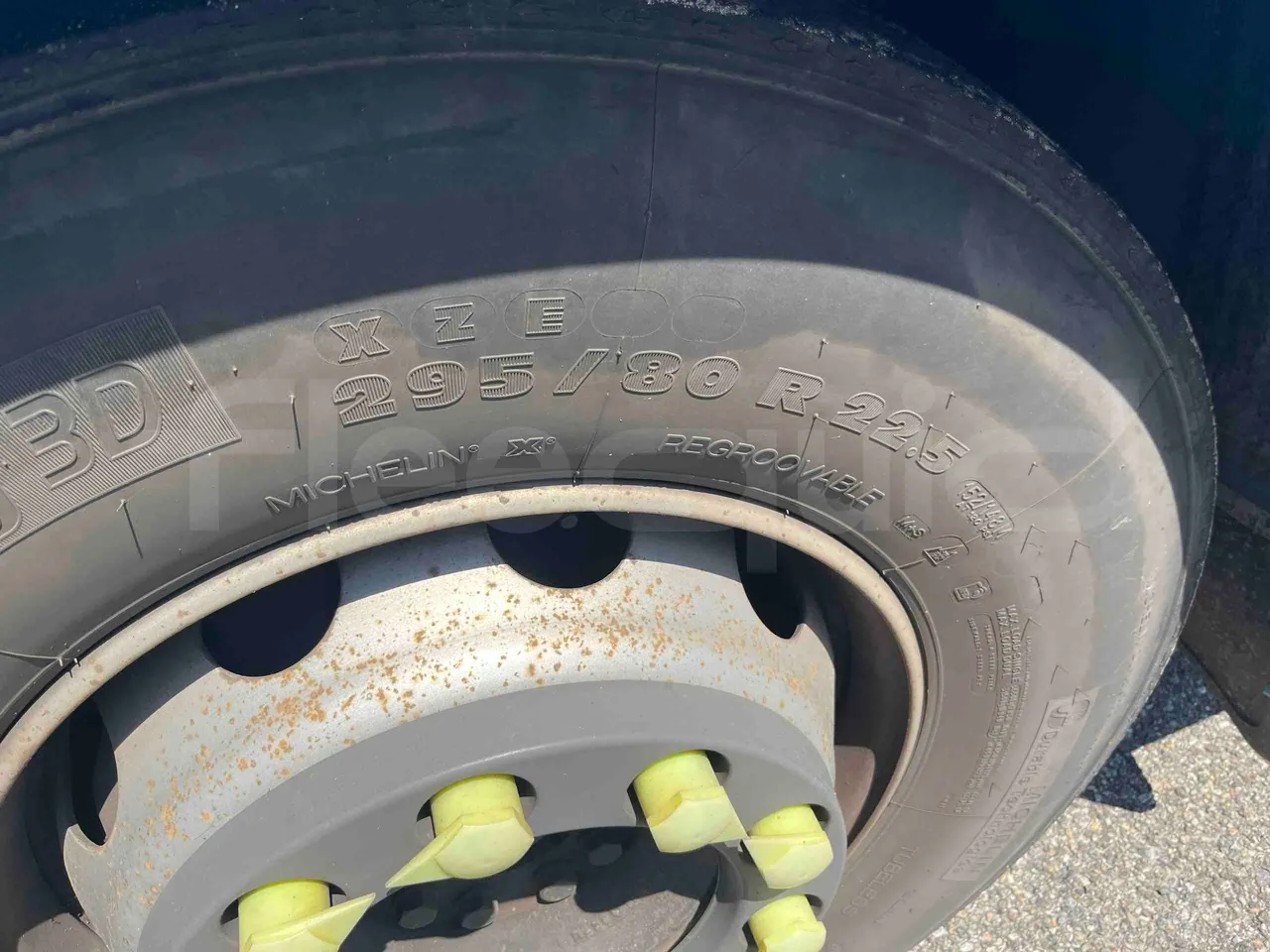 Iveco Crossway - front left tire measurements