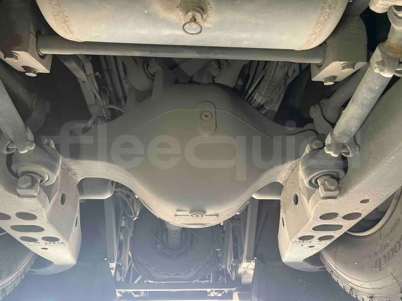 Iveco Crossway - axle 3 central