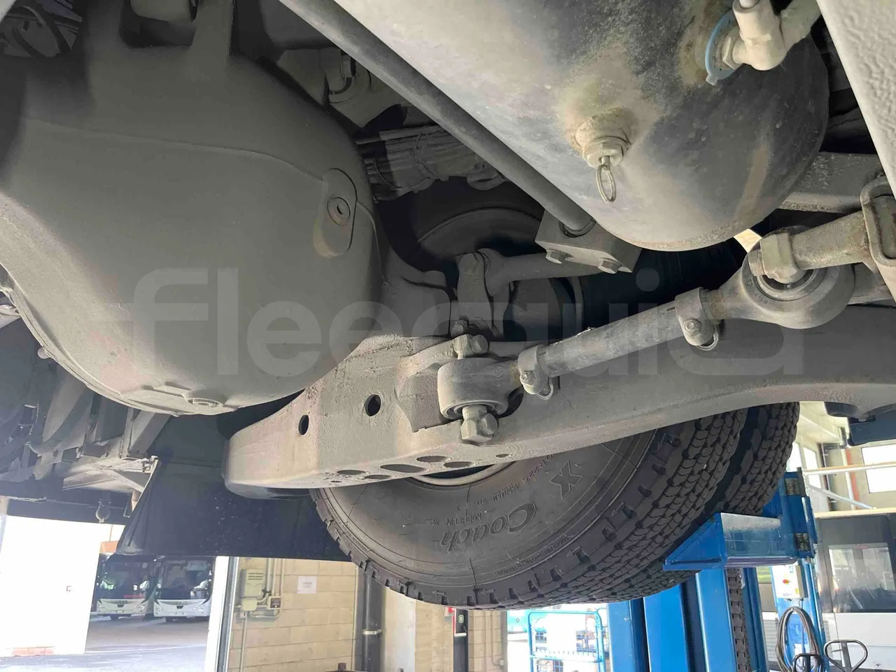 Iveco Crossway - axle 3 left side
