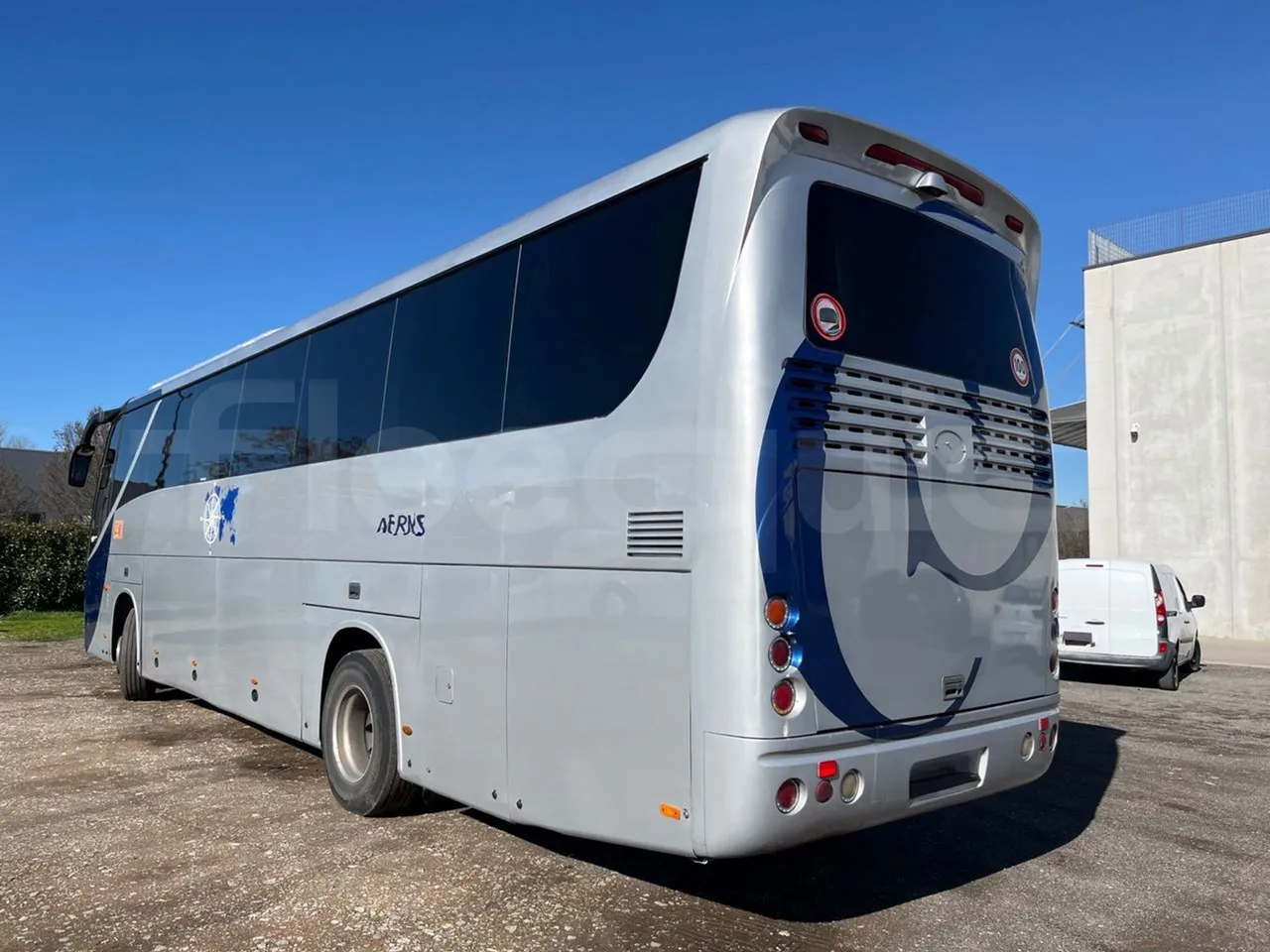 King Long XMQ6127 420-3 - Euro5 - 287kW - 12mt - 3/4 left rear side