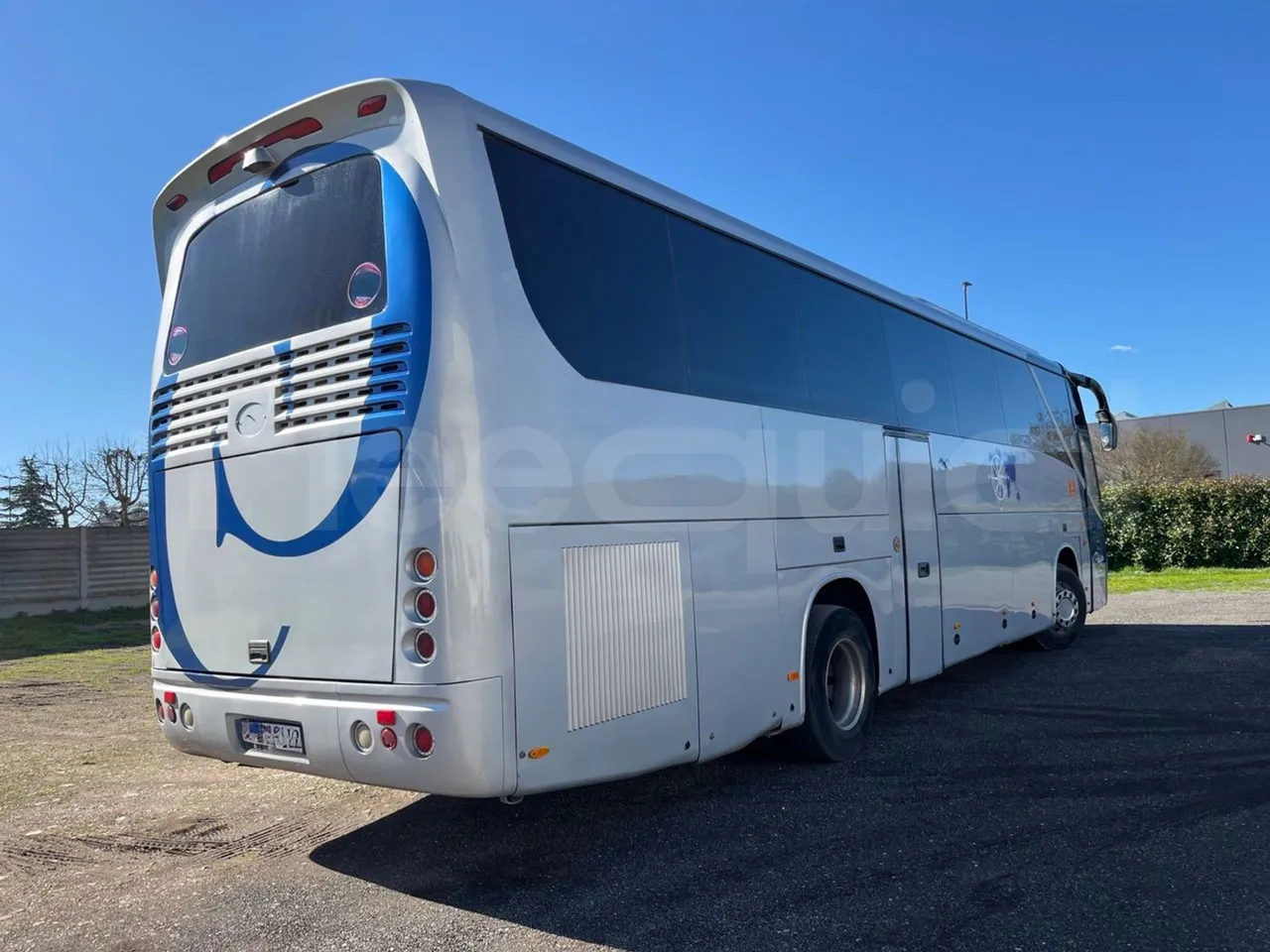 King Long XMQ6127 420-3 - Euro5 - 287kW - 12mt - 3/4 right rear doors closed