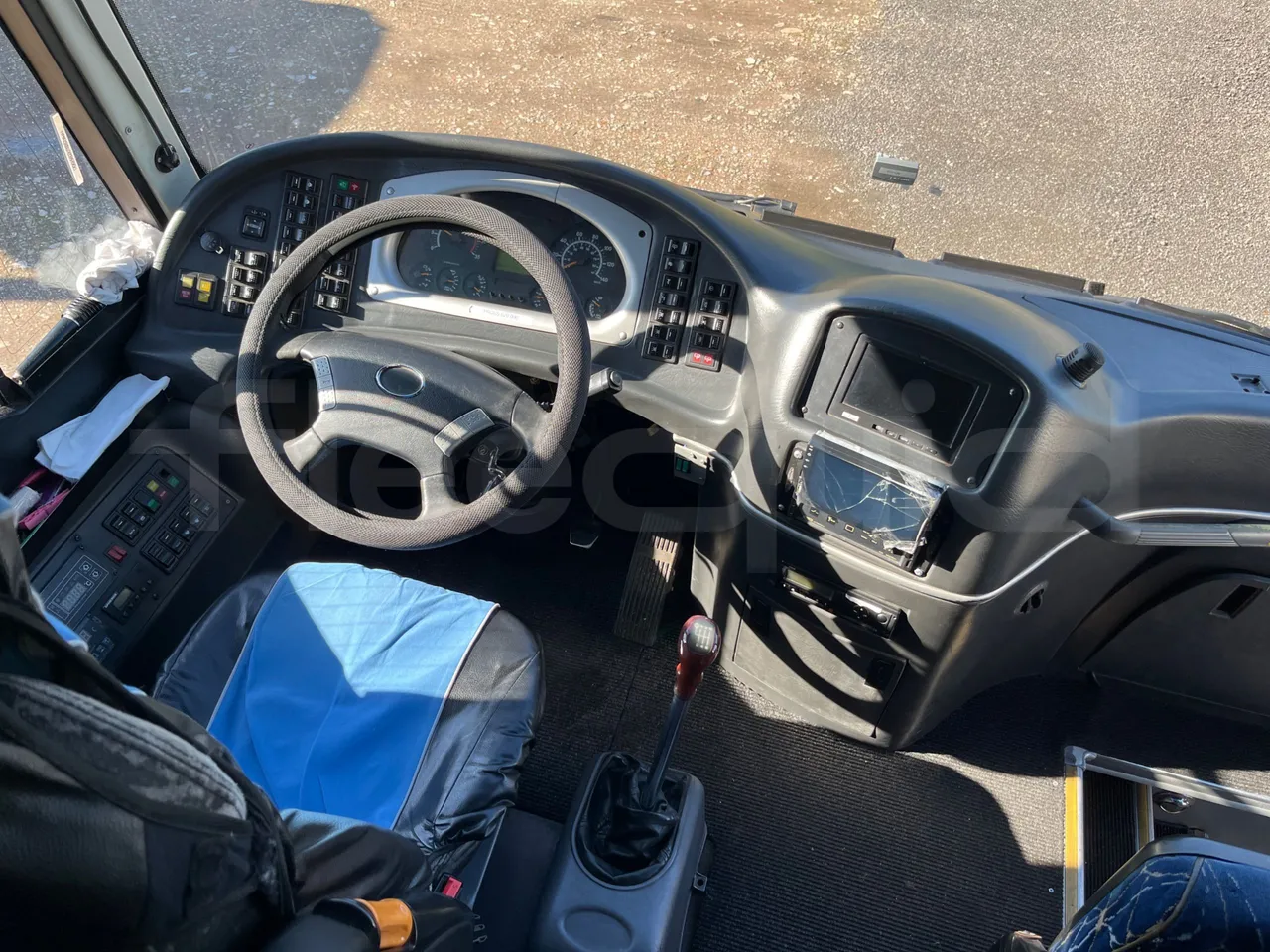 King Long XMQ6127 420-3 - Euro5 - 287kW - 12mt - buttons panels on