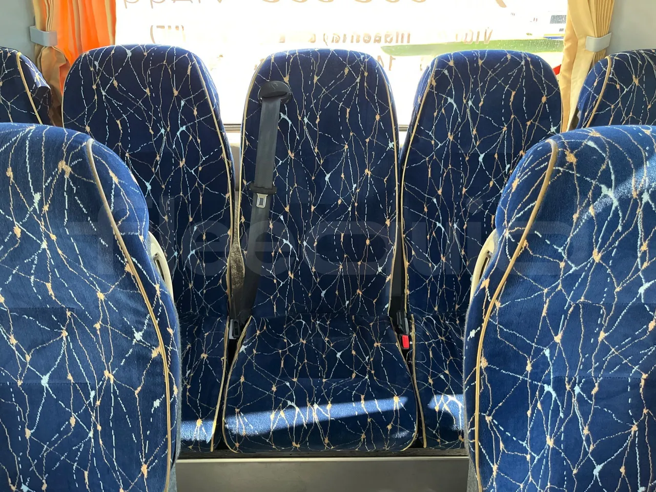 King Long XMQ6127 420-3 - Euro5 - 287kW - 12mt - single seat detail