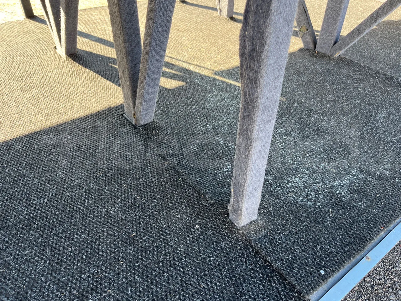 King Long XMQ6127 420-3 - Euro5 - 287kW - 12mt - under carpet photo