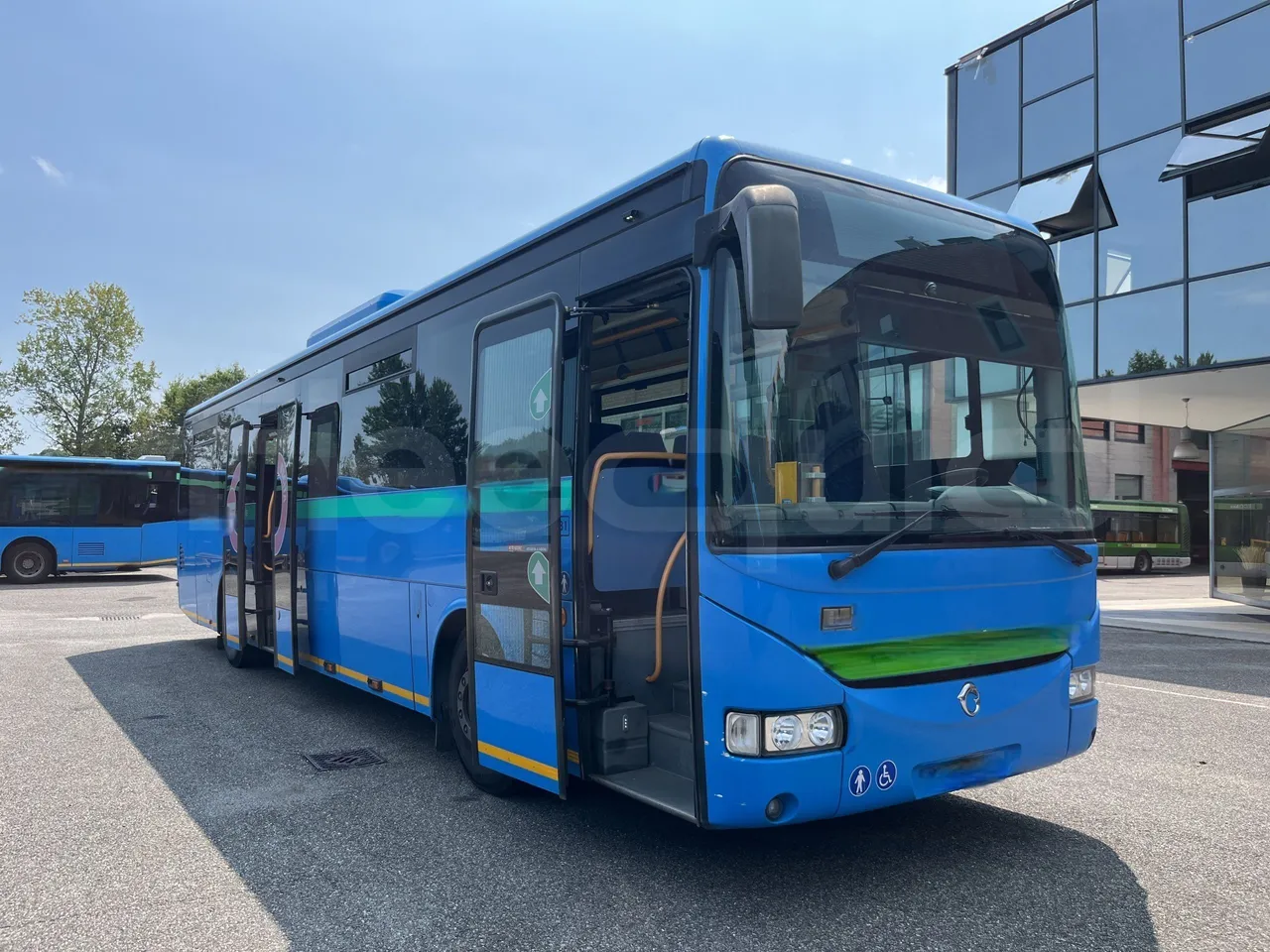 Iveco Crossway - 3/4 Front Right Side Doors Open