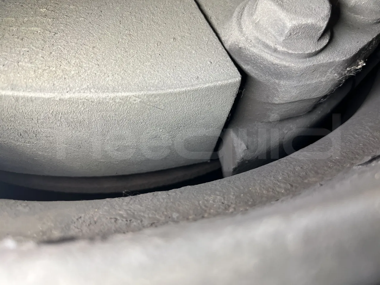 Iveco Crossway - Second Axle Discs Right Side