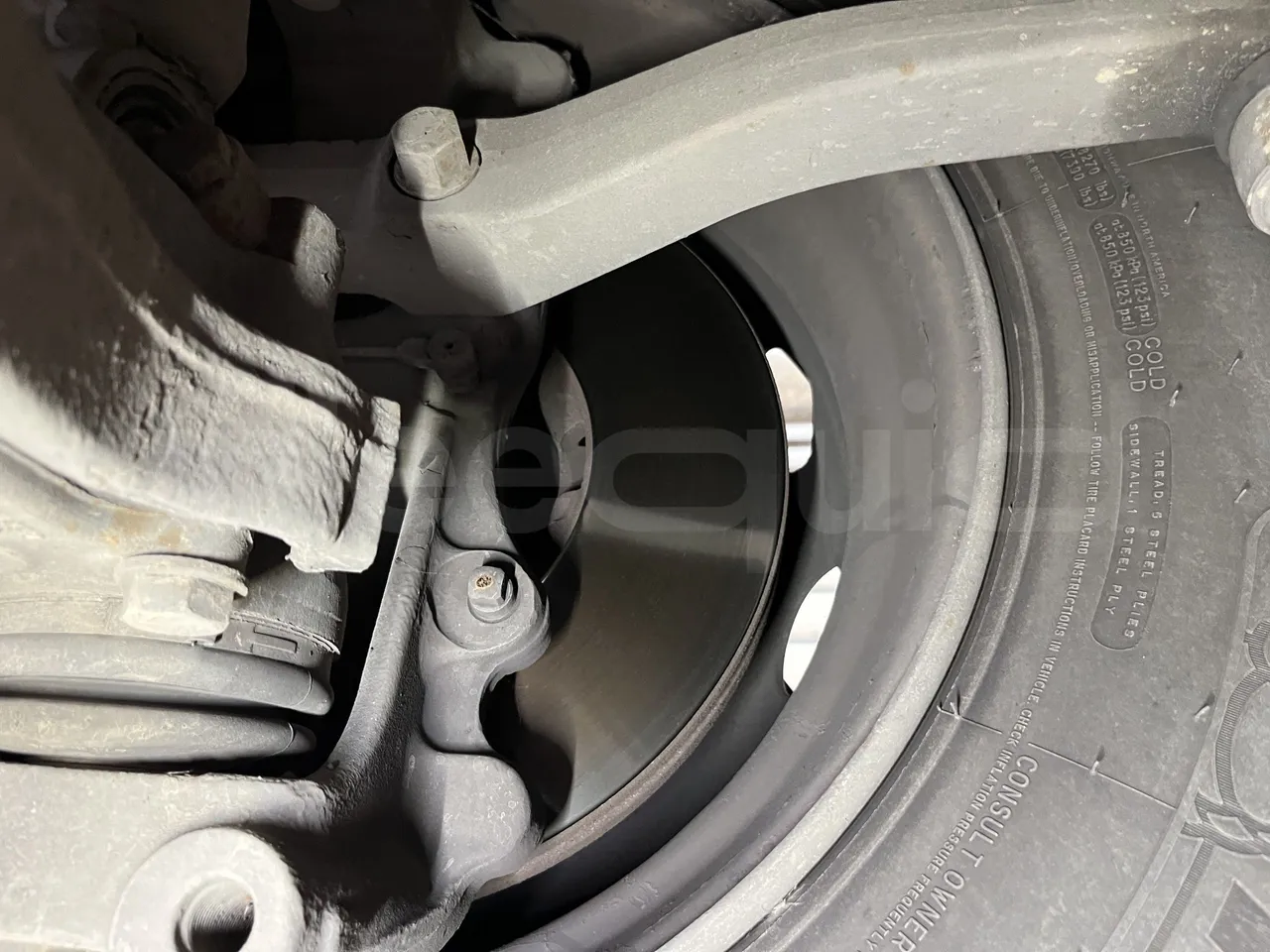Iveco Crossway - First Axle Discs Right Side