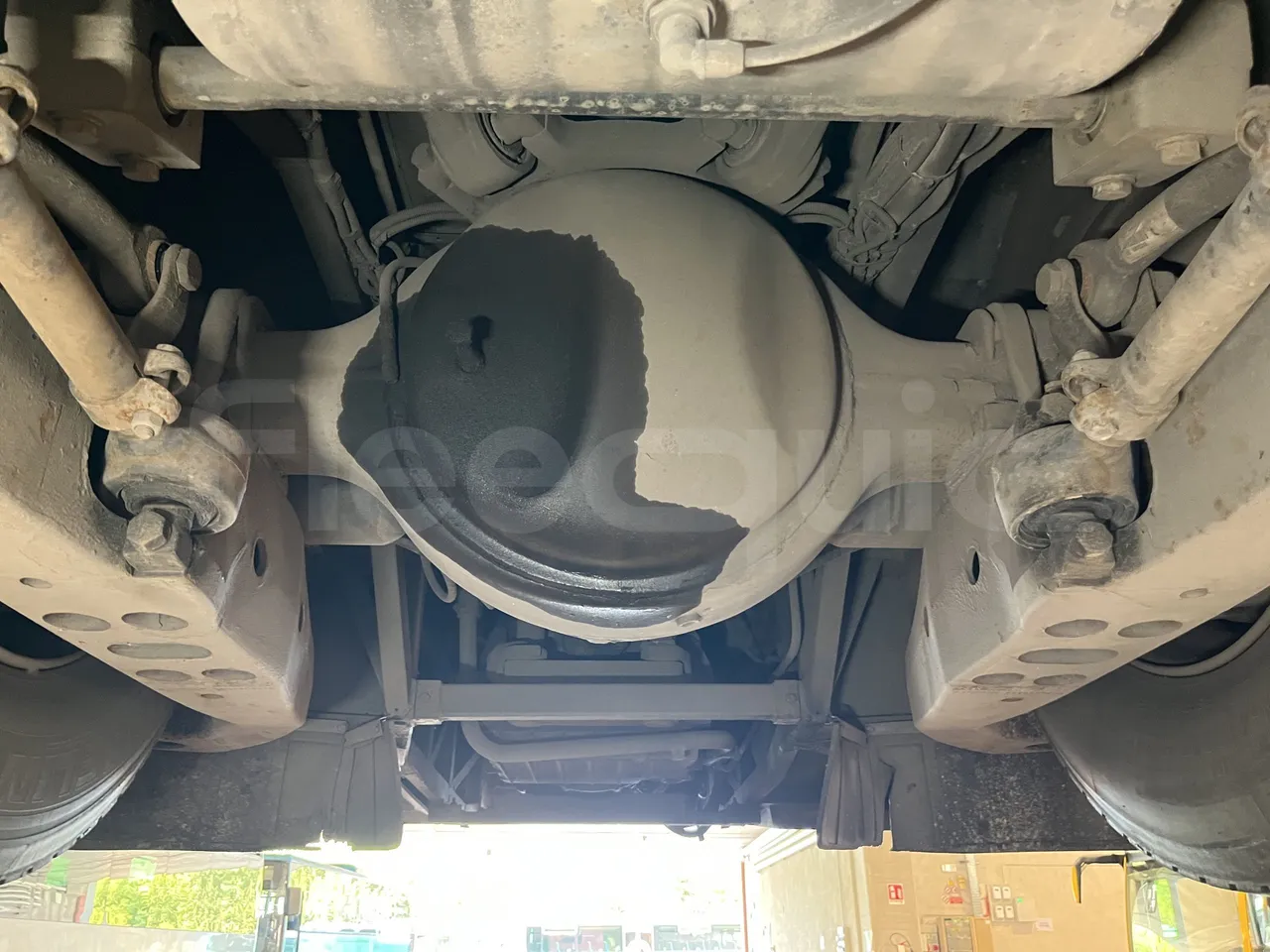 Iveco Crossway - Second Axle Central