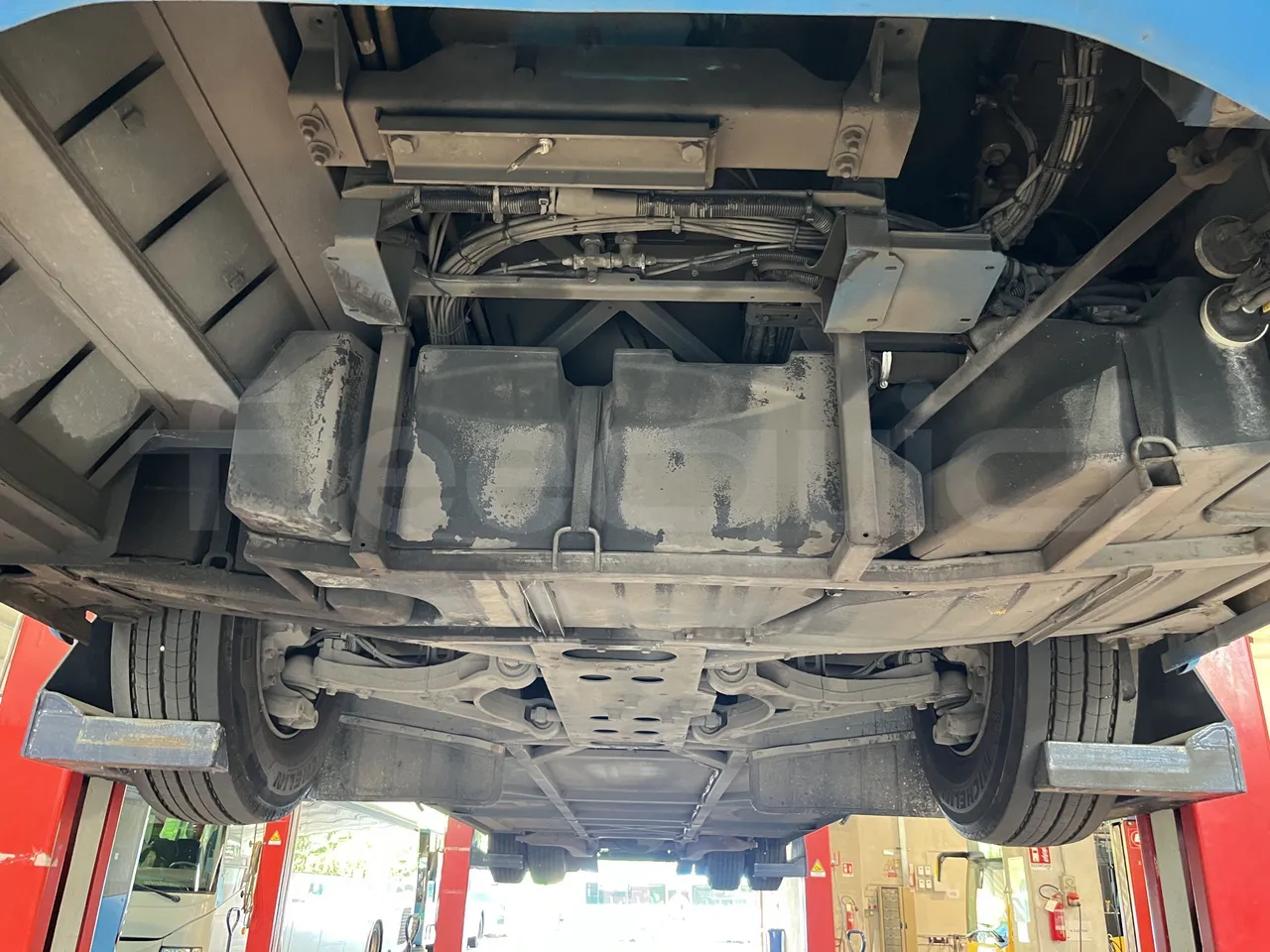 Iveco Crossway - Front Undercarriage