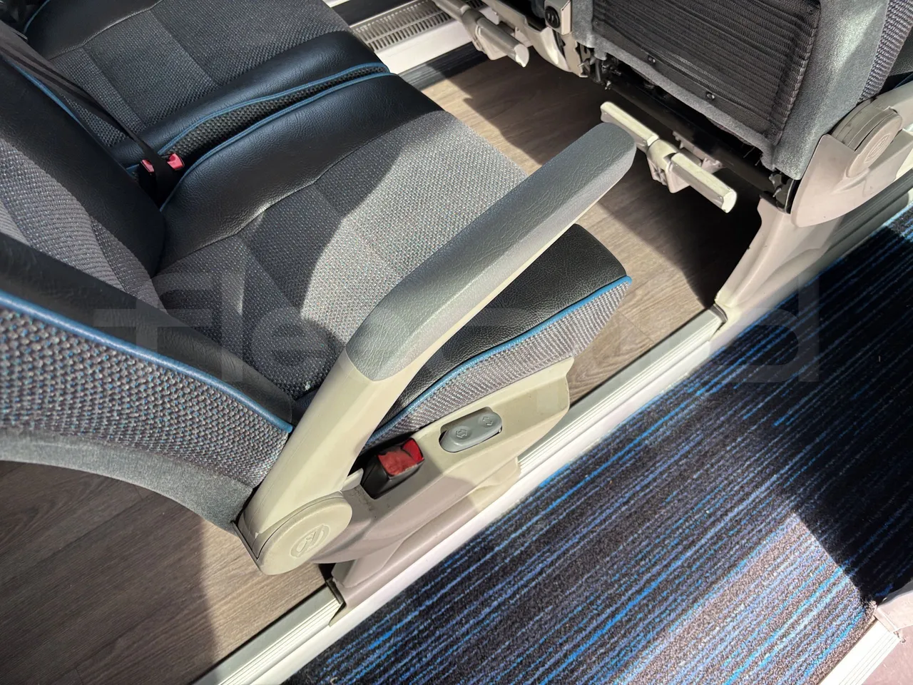 Irizar i6 - Armrest