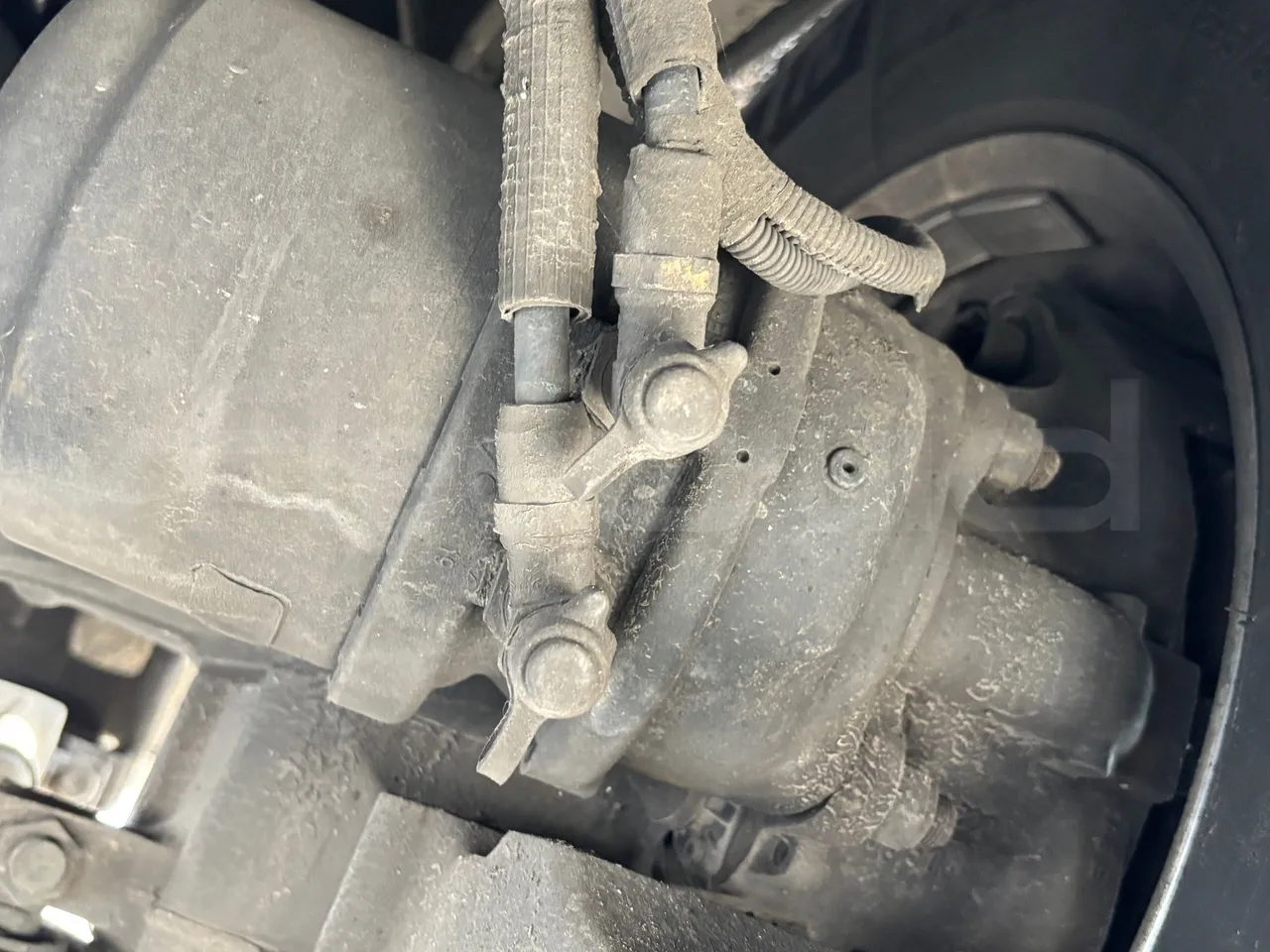 Irizar i6 - Second Axle Caliper Brakes Right Side
