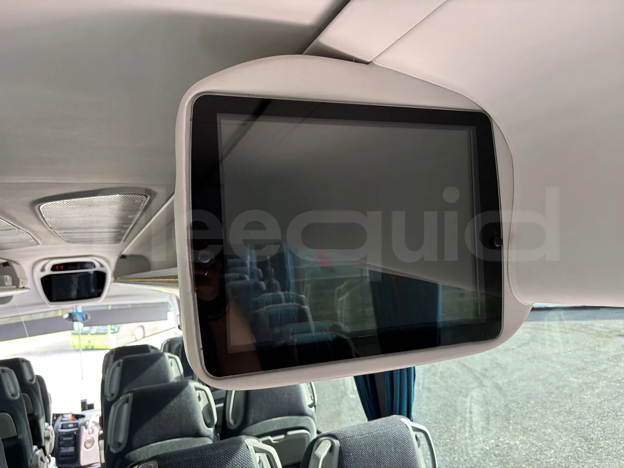 Irizar i6 - Monitor