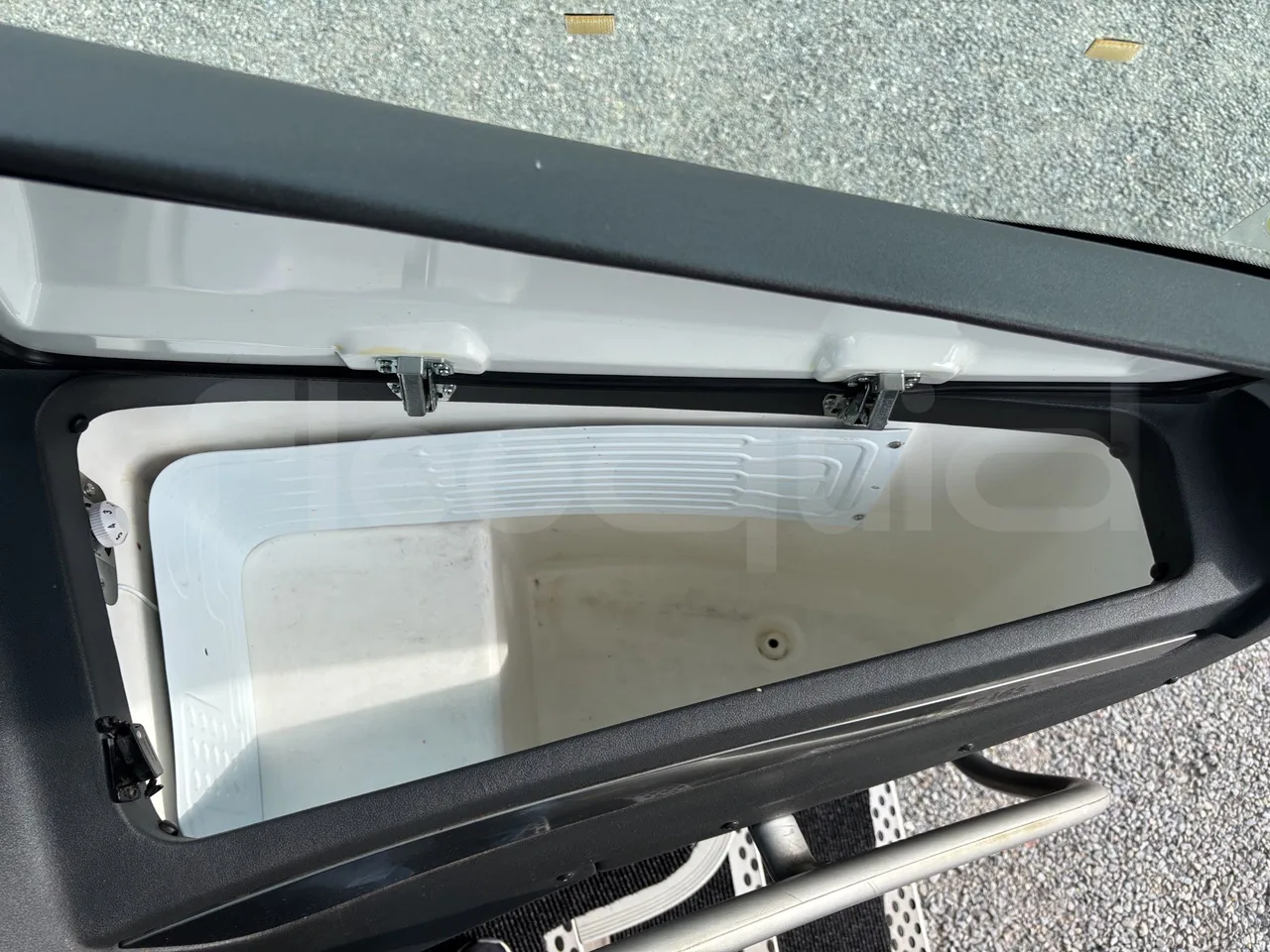 Irizar i6 - Refrigerator