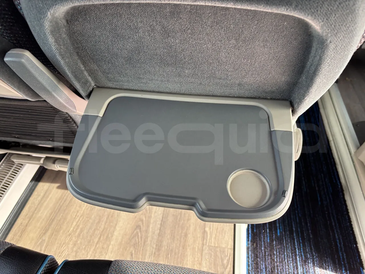 Irizar i6 - Table