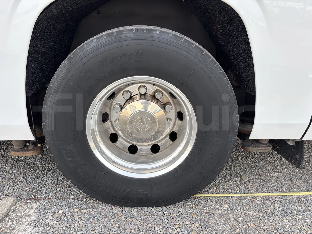 Irizar i6 - First Axle Left Side: Tyre Tread