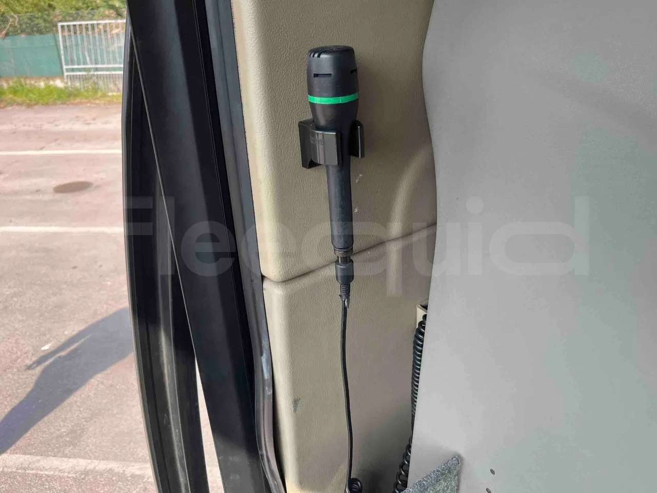 Iveco Magelys SFR2XX - EUR6 - 294kW - 12.265m - hostes microphone accessories photo