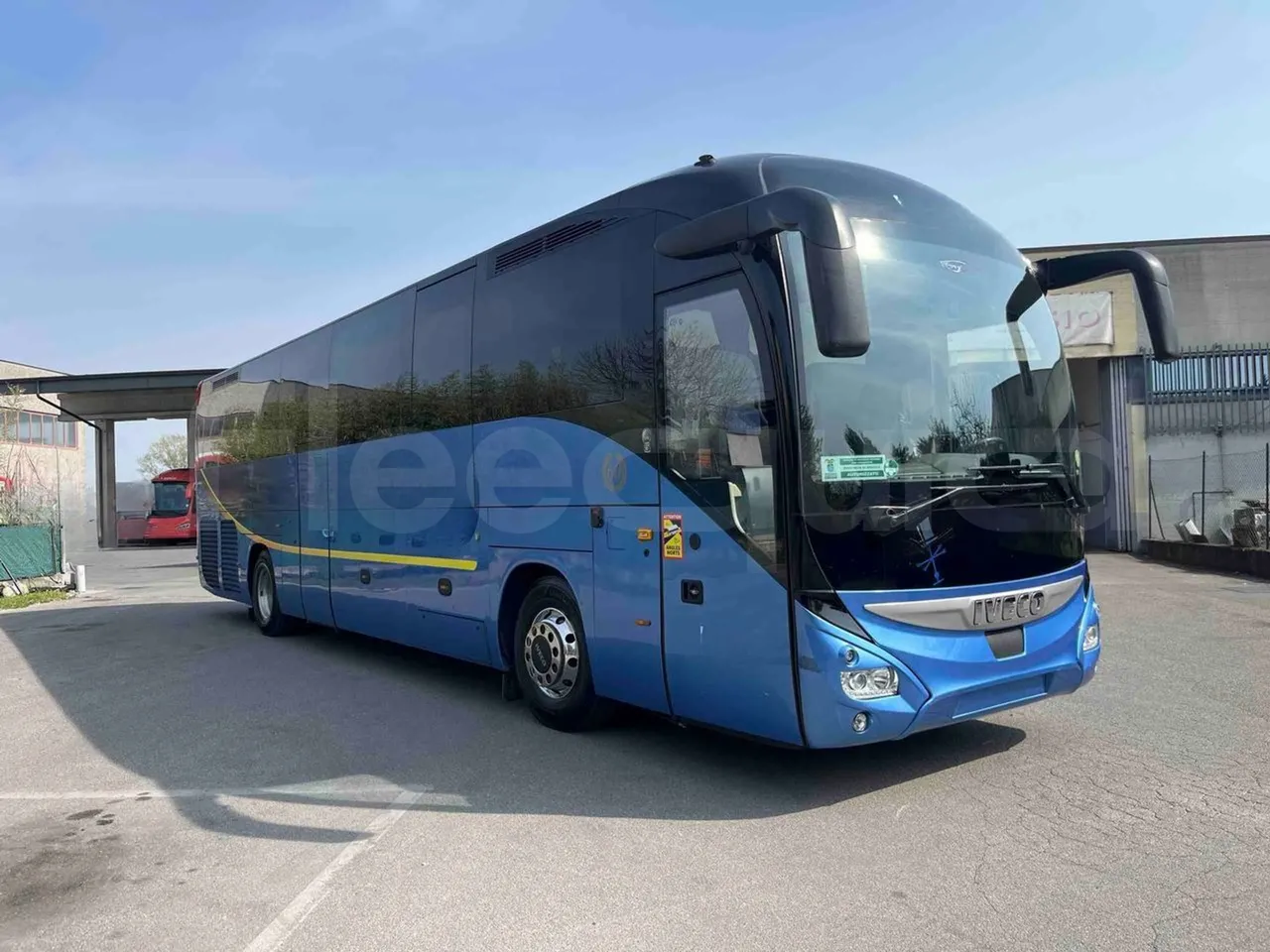 Iveco Magelys SFR2XX - EUR6 - 294kW - 12.265m - Base cover photo