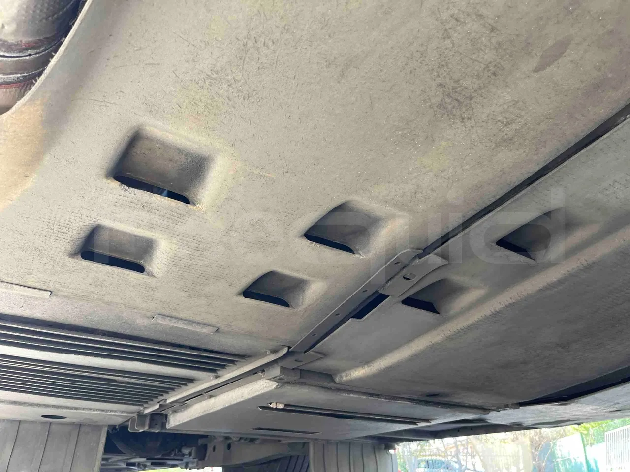 Iveco Magelys SFR2XX - EUR6 - 294kW - 12.265m - engine without protection