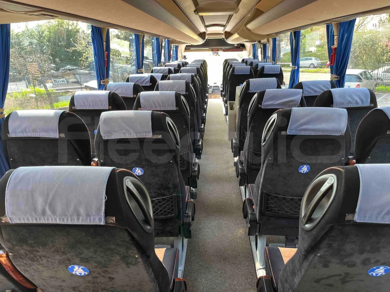 Iveco Magelys SFR2XX - EUR6 - 294kW - 12.265m - forward view all seats last row height