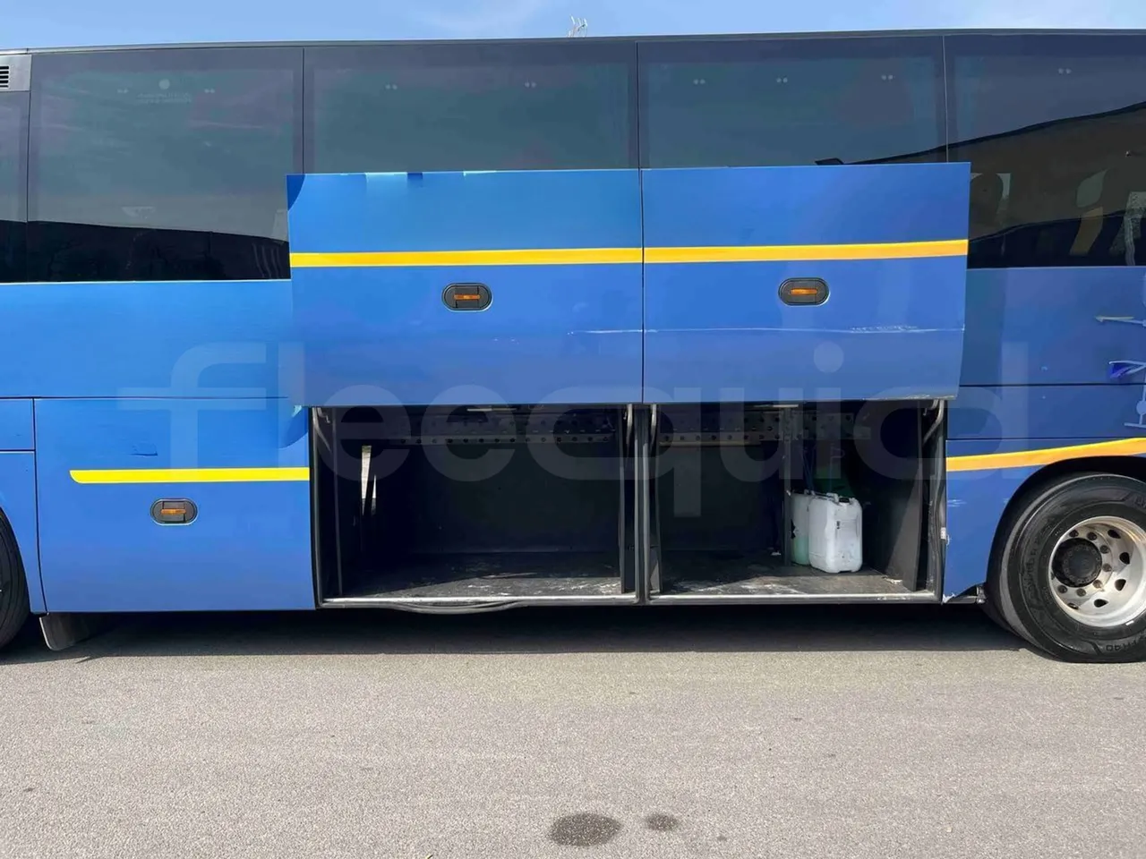 Iveco Magelys SFR2XX - EUR6 - 294kW - 12.265m - luggage rack photo