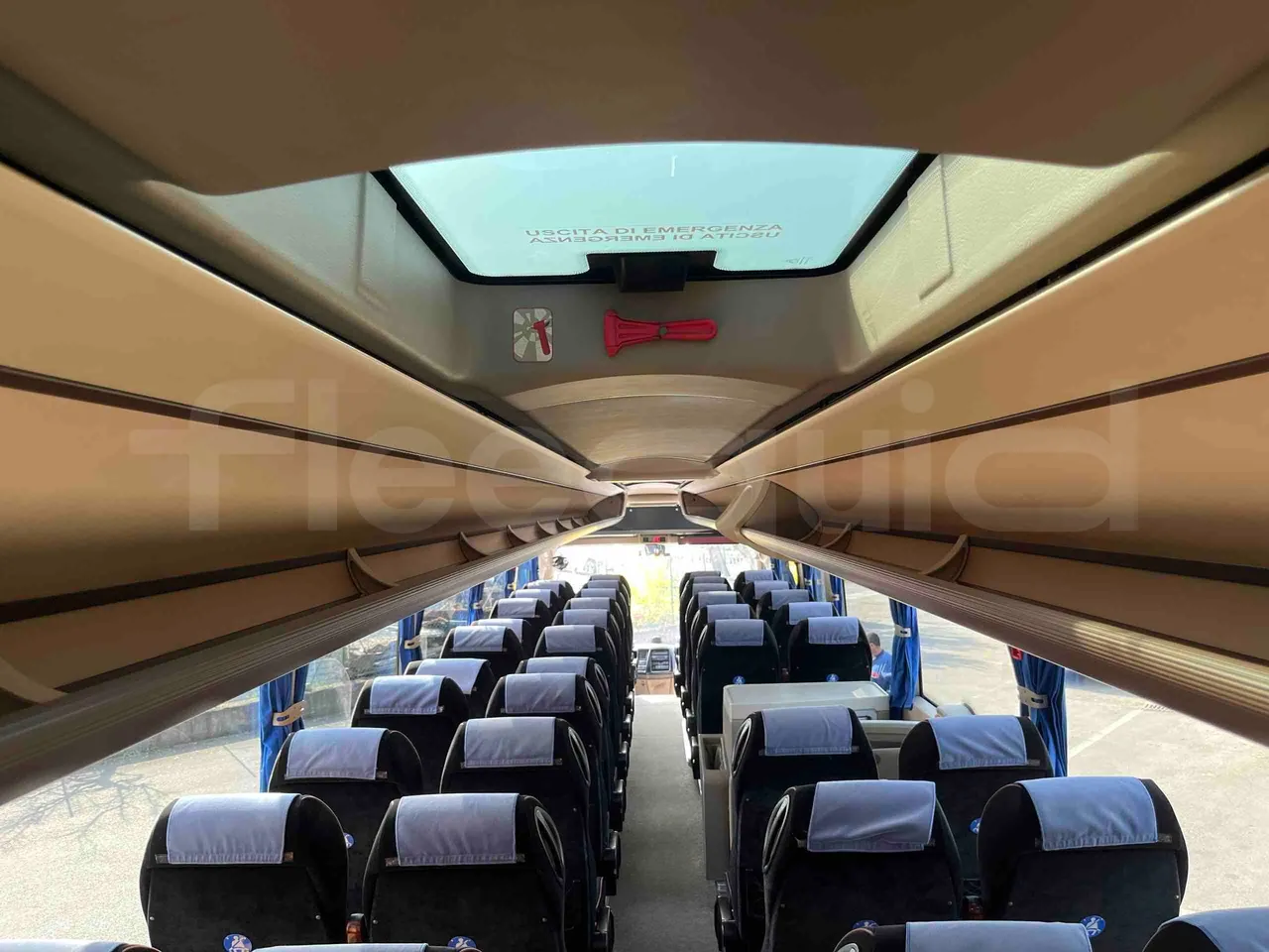 Iveco Magelys SFR2XX - EUR6 - 294kW - 12.265m - overhead compartments photo