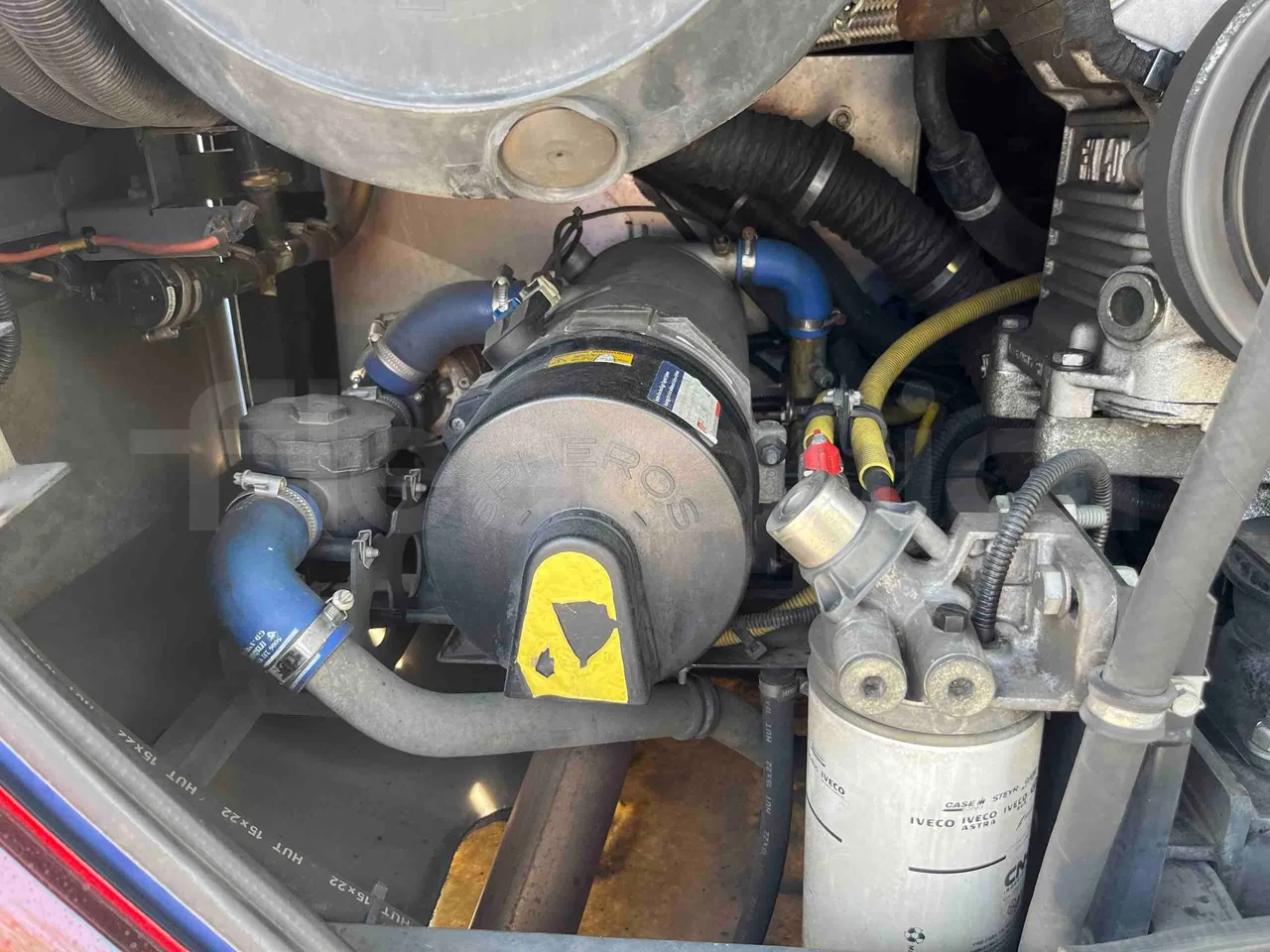 Iveco Magelys SFR2XX - EUR6 - 294kW - 12.265m - preheater webasto photo