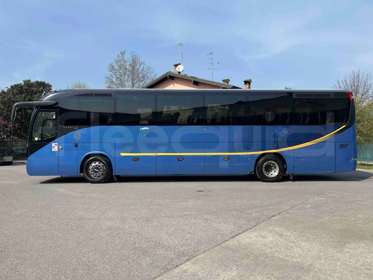 Iveco Magelys SFR2XX - EUR6 - 294kW - 12.265m - left side photo