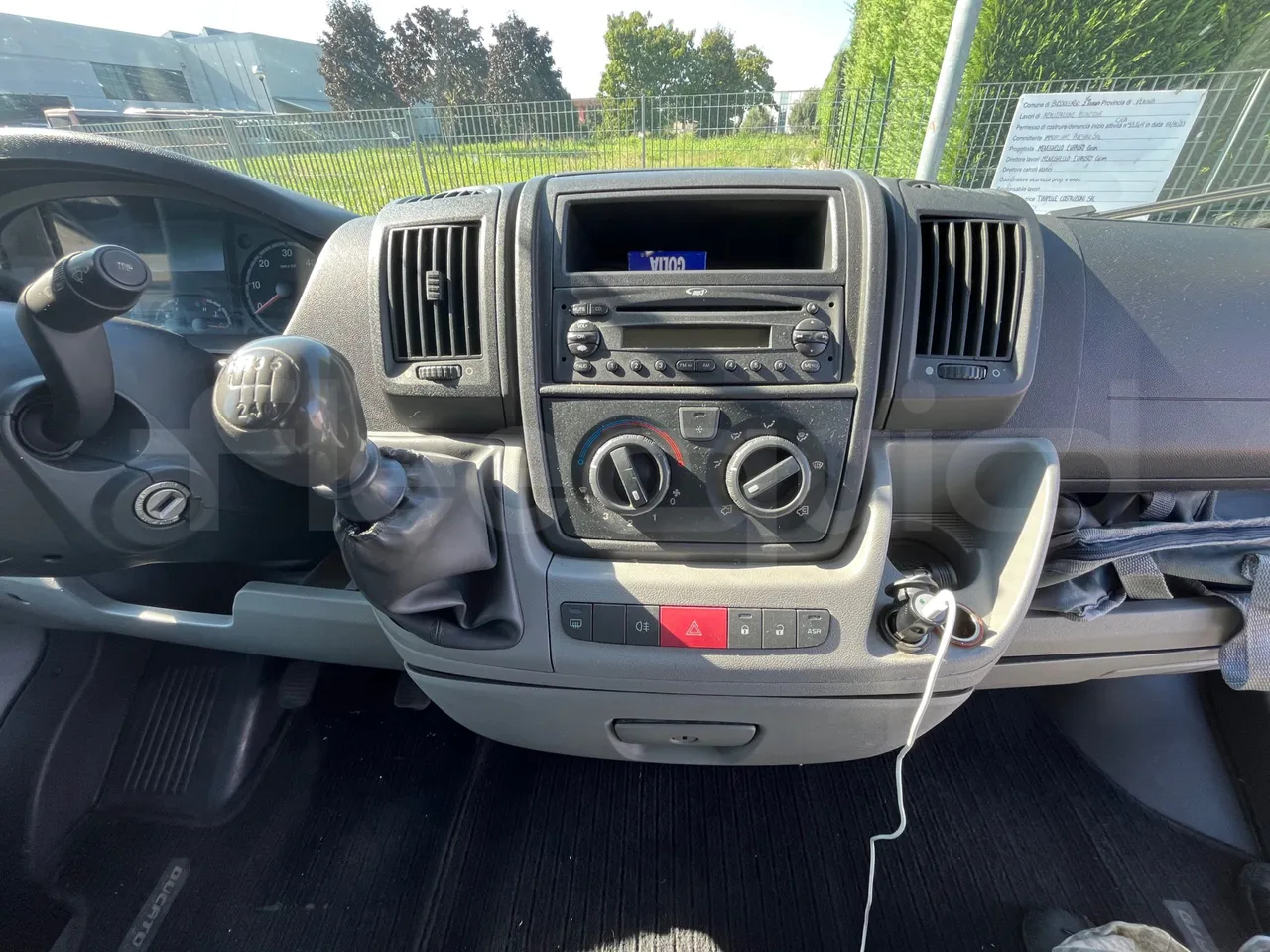 Fiat Ducato 250B/Euro4 - 0.88 Kw - 5,413 Mt - steering wheel photo