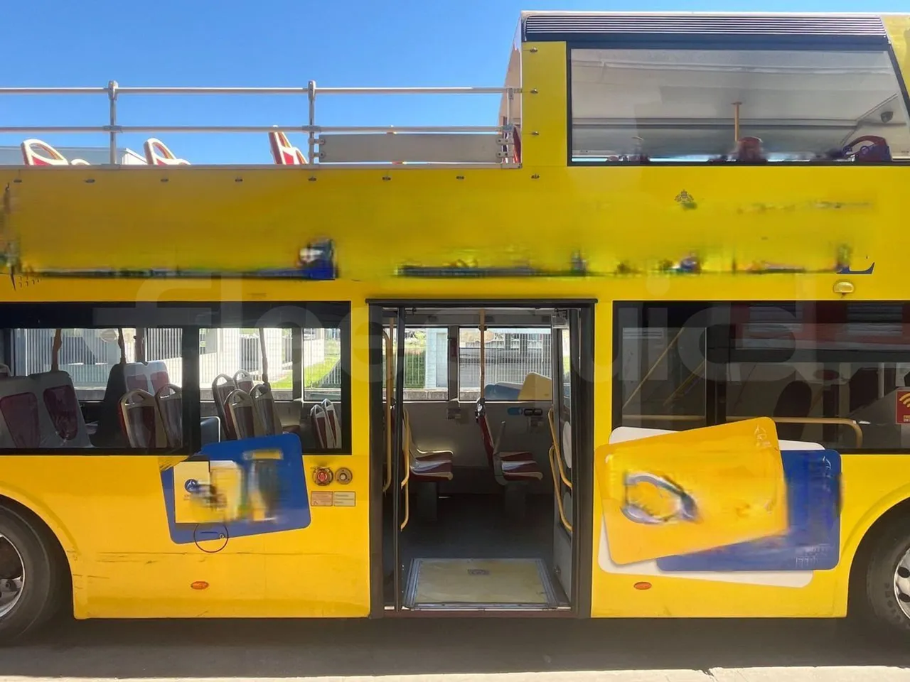 Ankai HFF6110GS1 ANKAI - Euro5 - 209kW - 11.400mt - front door 2 open