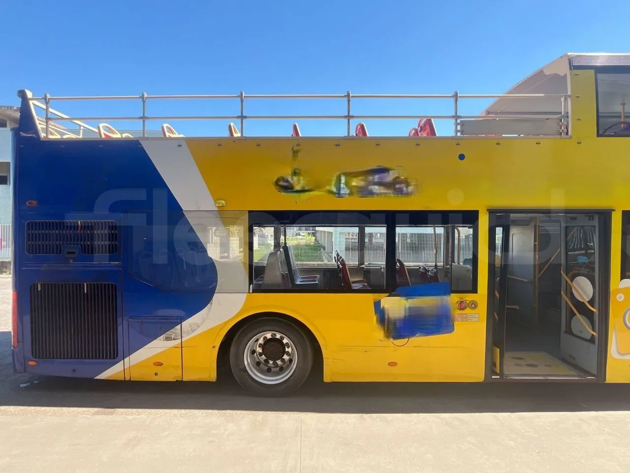 Ankai HFF6110GS1 ANKAI - Euro5 - 209kW - 11.400mt - front door 3 open