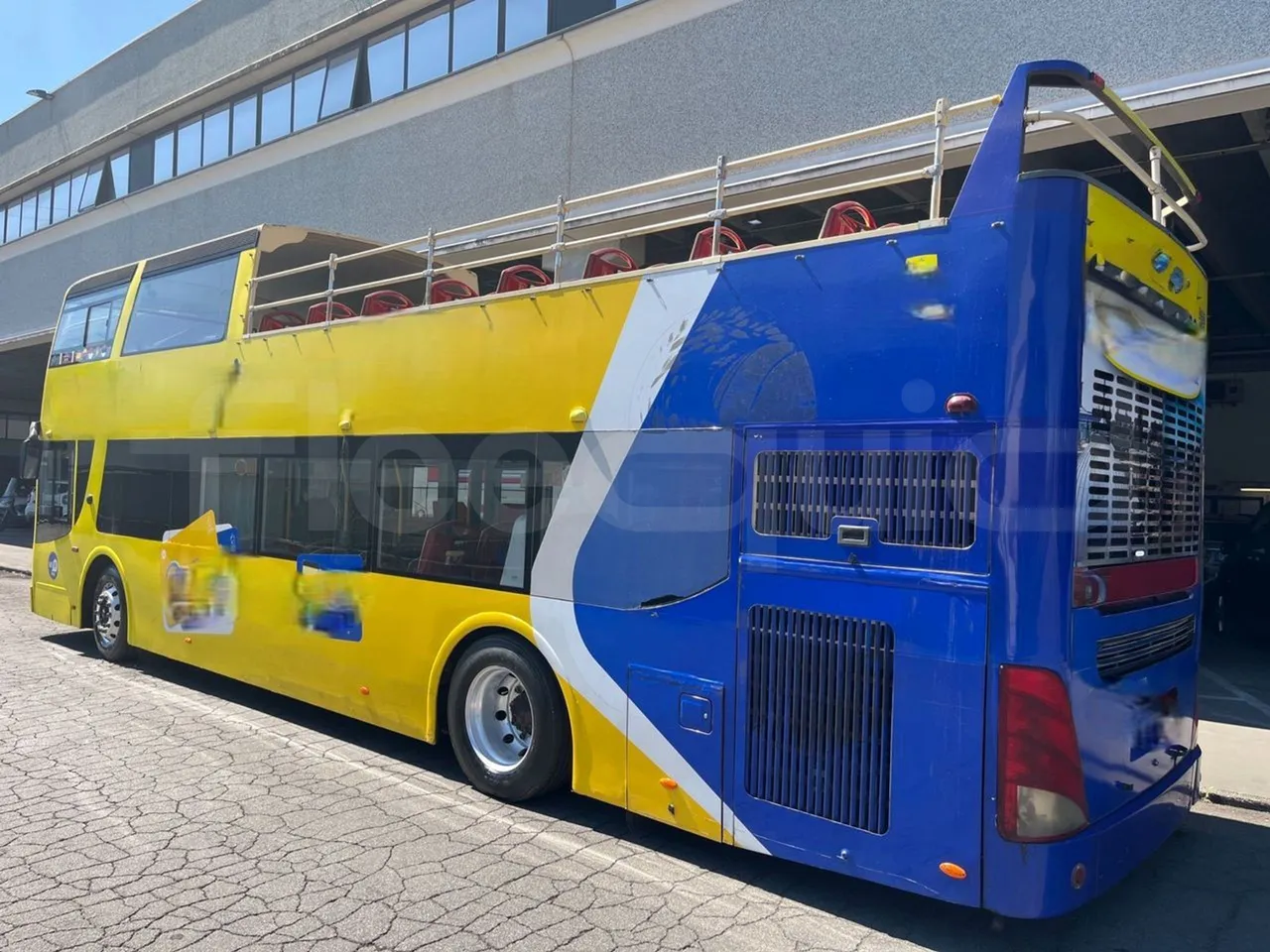 Ankai HFF6110GS1 ANKAI - Euro5 - 209kW - 11.400mt - 3/4 left rear side