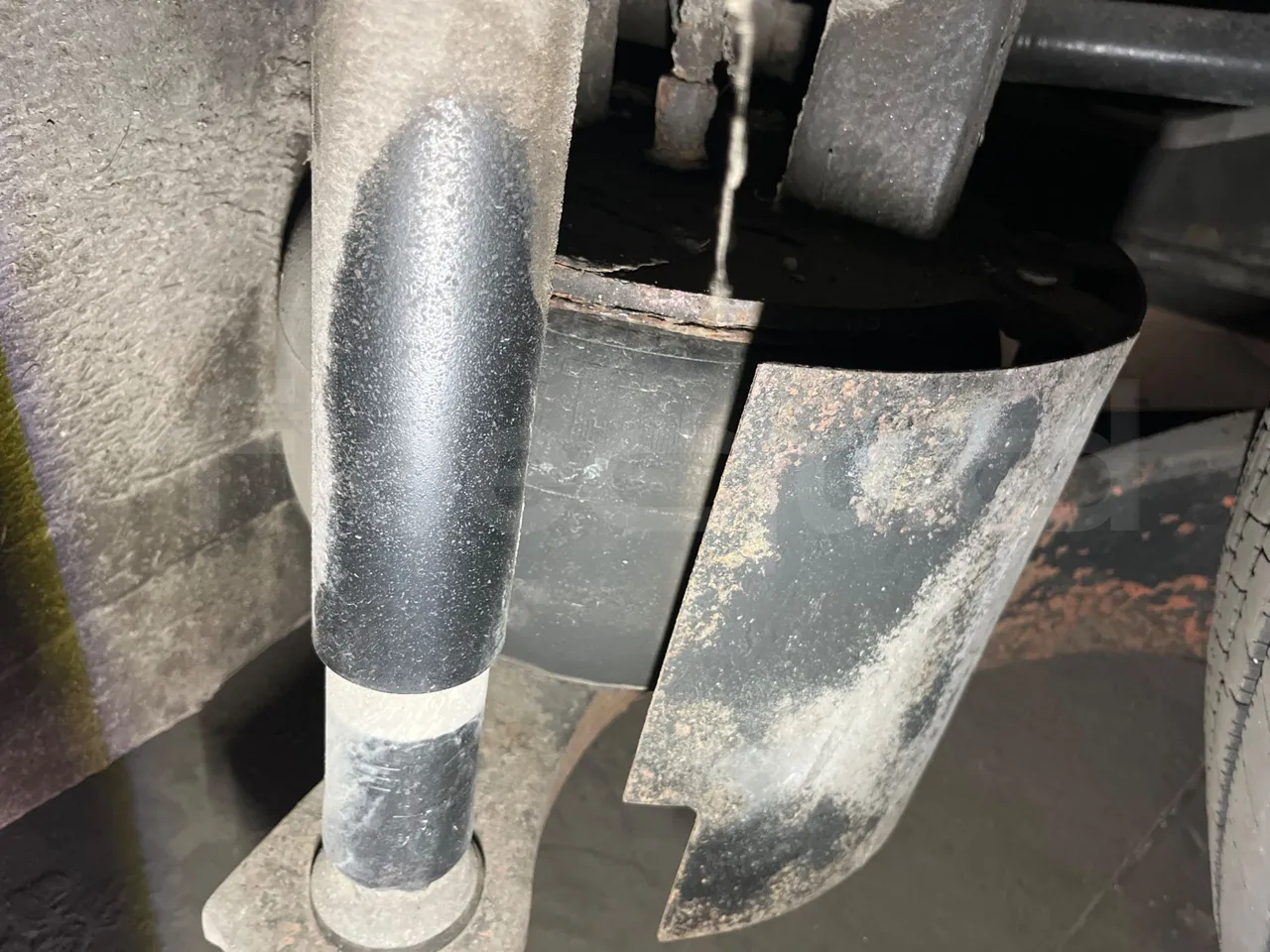 Ankai HFF6110GS1 ANKAI - Euro5 - 209kW - 11.400mt - axel 2 air springs 2 left