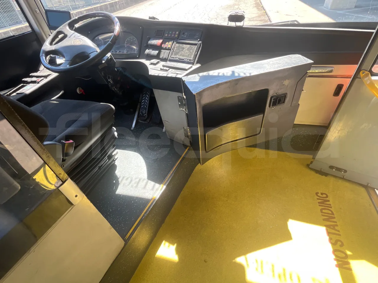 Ankai HFF6110GS1 ANKAI - Euro5 - 209kW - 11.400mt - buttons panels on