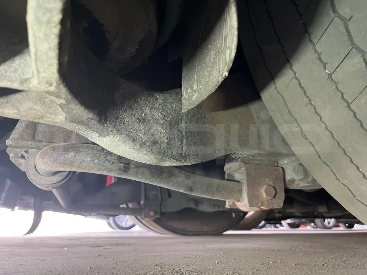 Ankai HFF6110GS1 ANKAI - Euro5 - 209kW - 11.400mt - axle 2 discs right