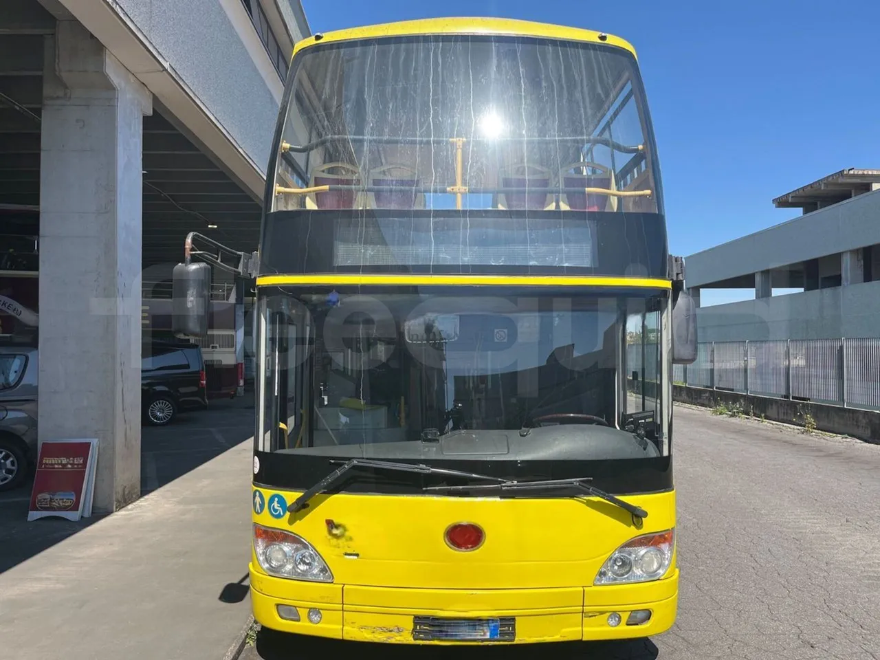 Ankai HFF6110GS1 ANKAI - Euro5 - 209kW - 11.400mt - front photo