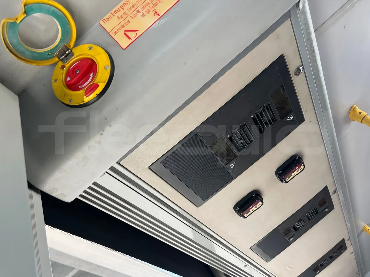 Ankai HFF6110GS1 ANKAI - Euro5 - 209kW - 11.400mt - roof hatch 3