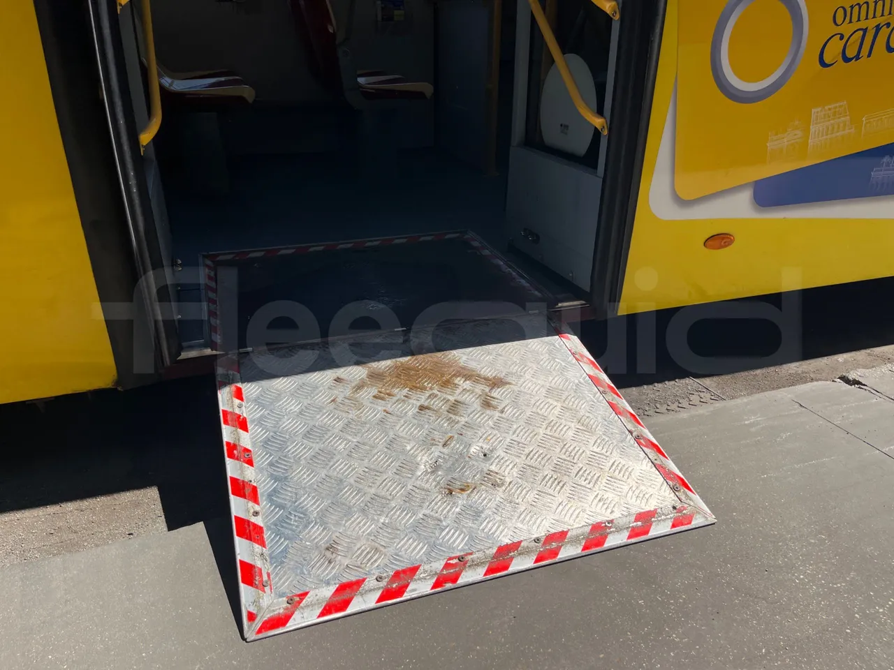 Ankai HFF6110GS1 ANKAI - Euro5 - 209kW - 11.400mt - power outlets detail