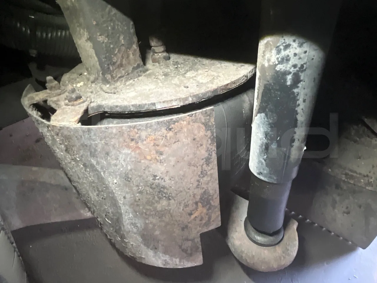 Ankai HFF6110GS1 ANKAI - Euro5 - 209kW - 11.400mt - axle 2 shock absorbers 2 left