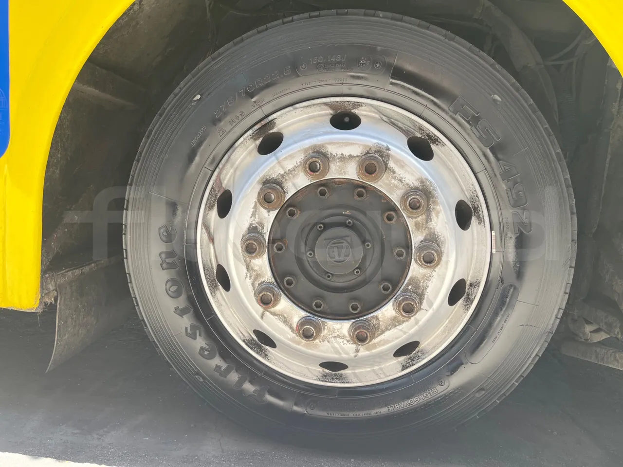 Ankai HFF6110GS1 ANKAI - Euro5 - 209kW - 11.400mt - front left tire measurements