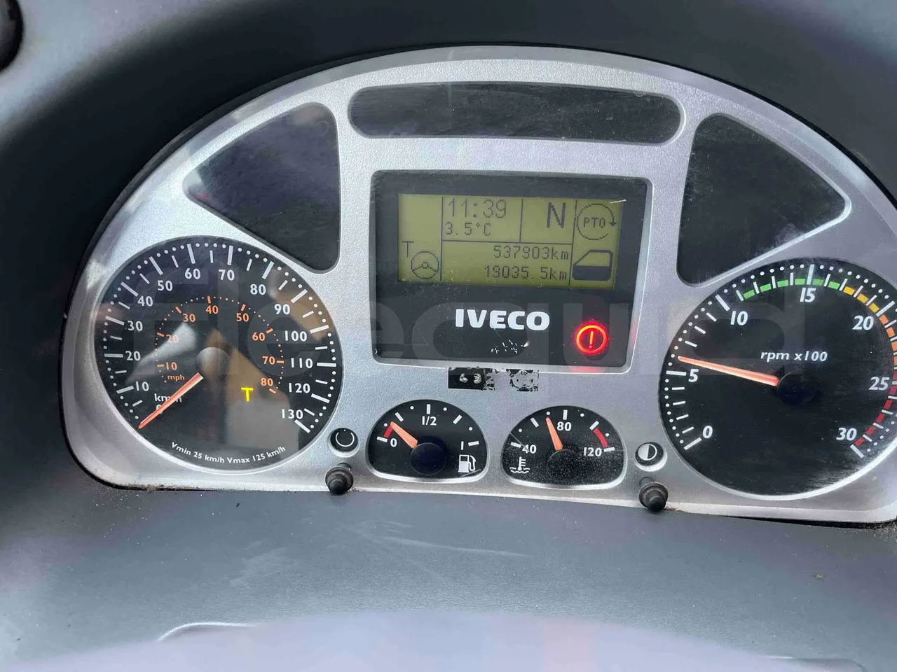 Irisbus Arway SFR160 -7A -  Euro4 - 243kW - 12.756mt - dashboard lights on