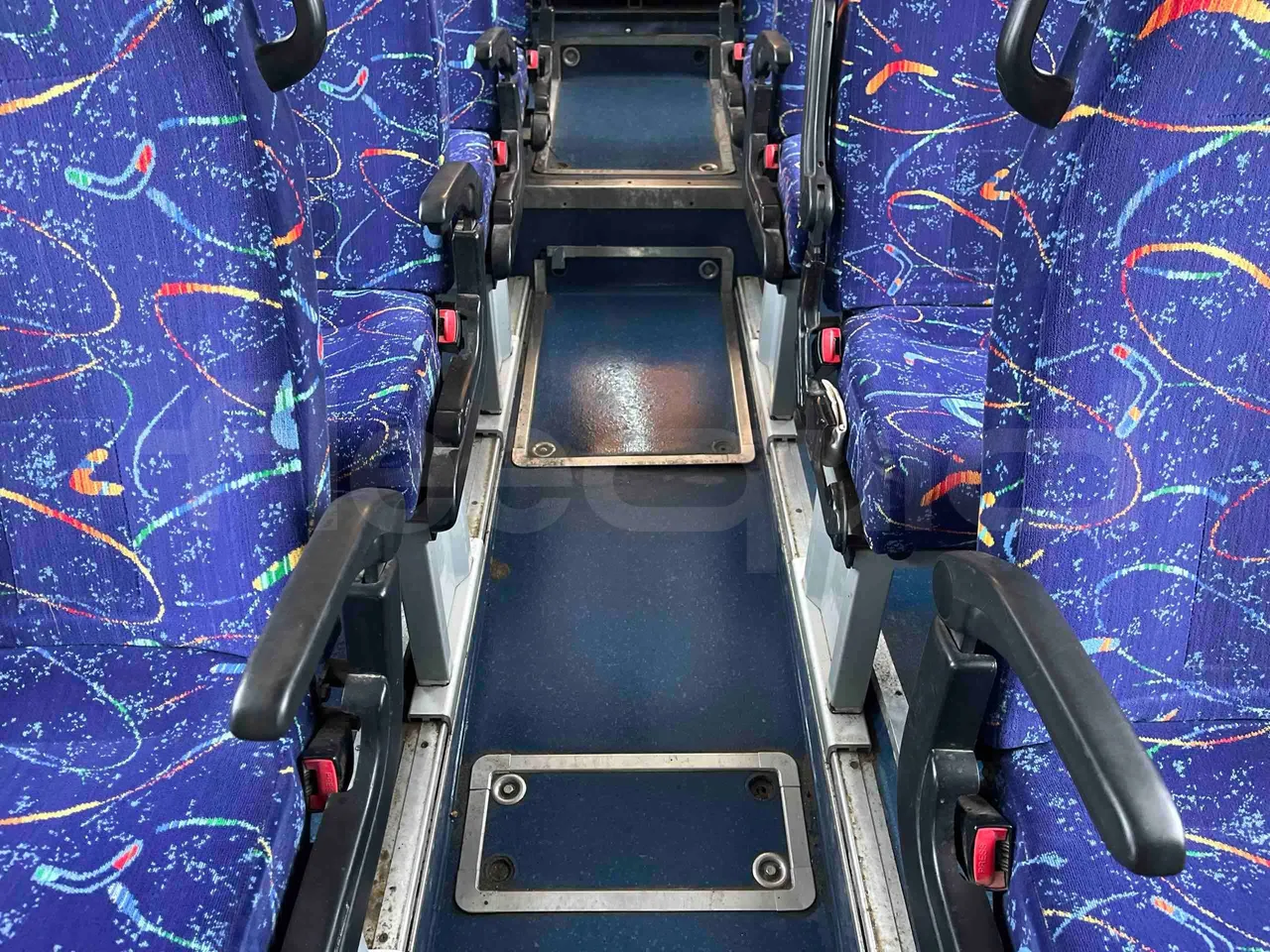 Irisbus Arway SFR160 -7A -  Euro4 - 243kW - 12.756mt - floor hatches photo