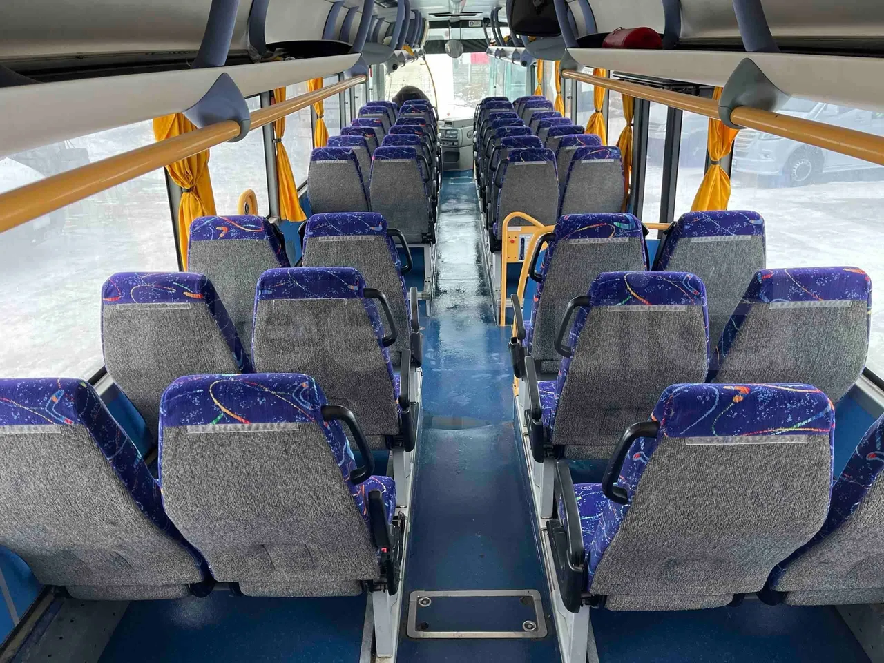 Irisbus Arway SFR160 -7A -  Euro4 - 243kW - 12.756mt - forward view all seats last row height