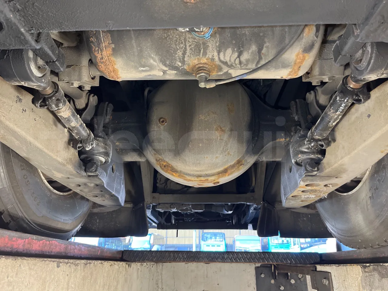 Iveco Crossway SFR160/ Euro 5 - 280 Kw - 10,655 Mt - axle 3 central
