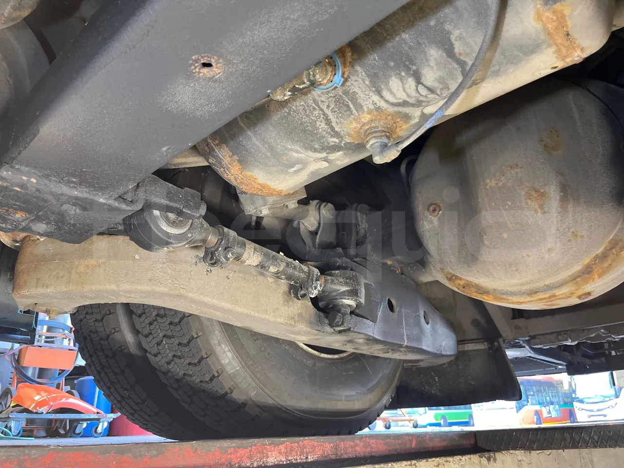 Iveco Crossway SFR160/ Euro 5 - 280 Kw - 10,655 Mt - axle 3 right side